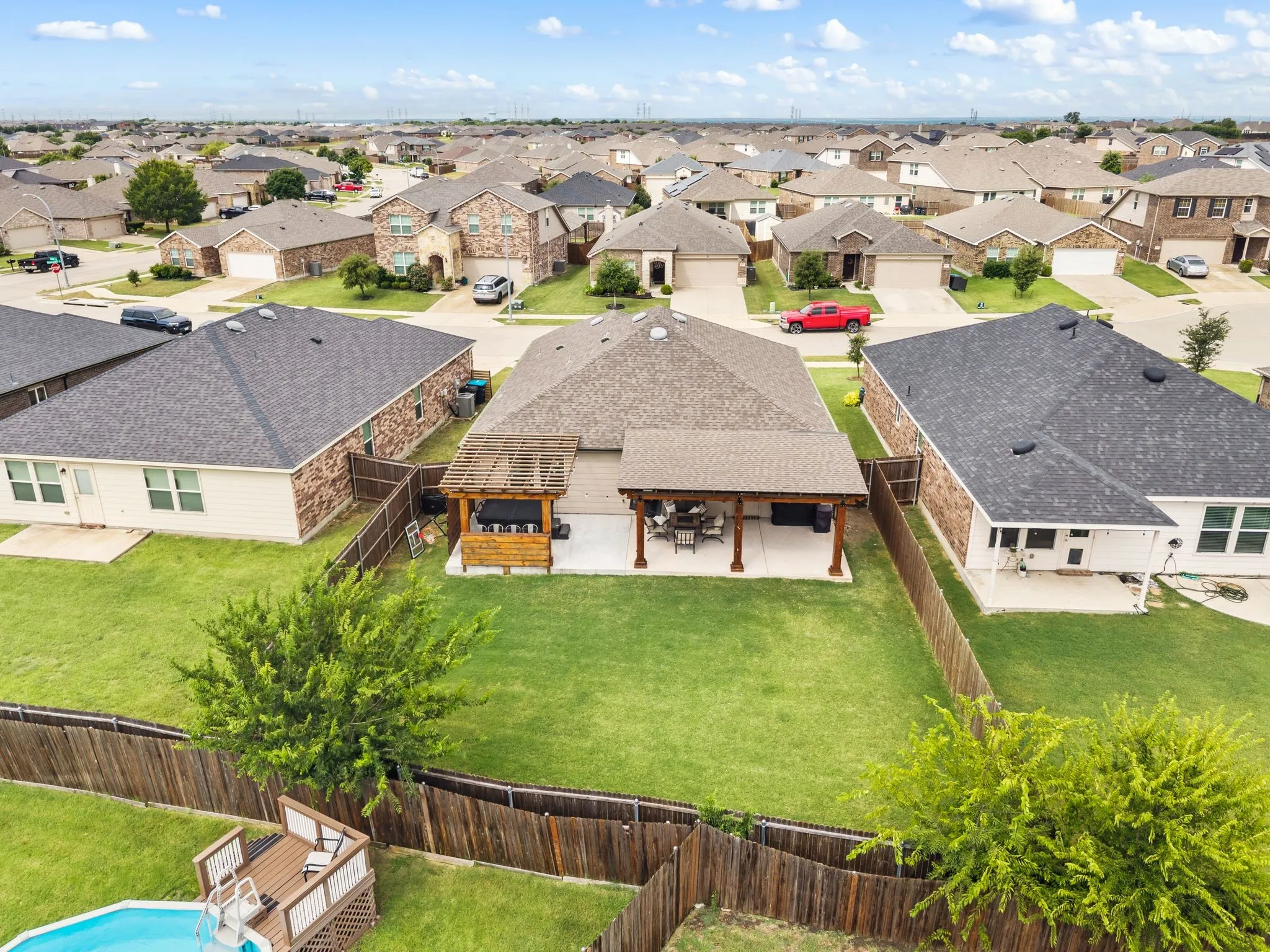 Single Family Residence For Sale in Tarrant County , 9112 Lookout Point, Fort Worth, Texas 76179, 3 Bedroom, 2 Bathroom, 2 Garage spaces, 1,431 Sqft, built in 2020, mls#21329832, Real Estate Agent in Fort Worth, Homes For Sale in Tarrant county, Homes For Sale in Fort Worth, Realtor in Fort Worth Texas, Real Estate Brokerage Independent Realty Texas, Luminita Cordes Realtor
