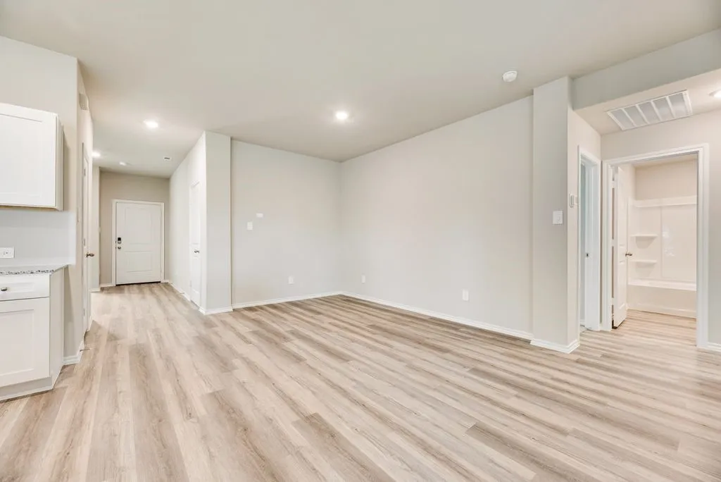 Single Family Residence For Rent in Tarrant County , 16521 Hudson Prairie Way, Fort Worth, Texas 76247, 4 Bedroom, 3 Bathroom, 2 Garage spaces, 2,044 Sqft, built in 2026, mls#21328652, Real Estate Agent in Fort Worth, Homes For Rent in Tarrant county, Homes For Rent in Fort Worth, Realtor in Fort Worth Texas, Real Estate Brokerage Independent Realty Texas, Luminita Cordes Realtor