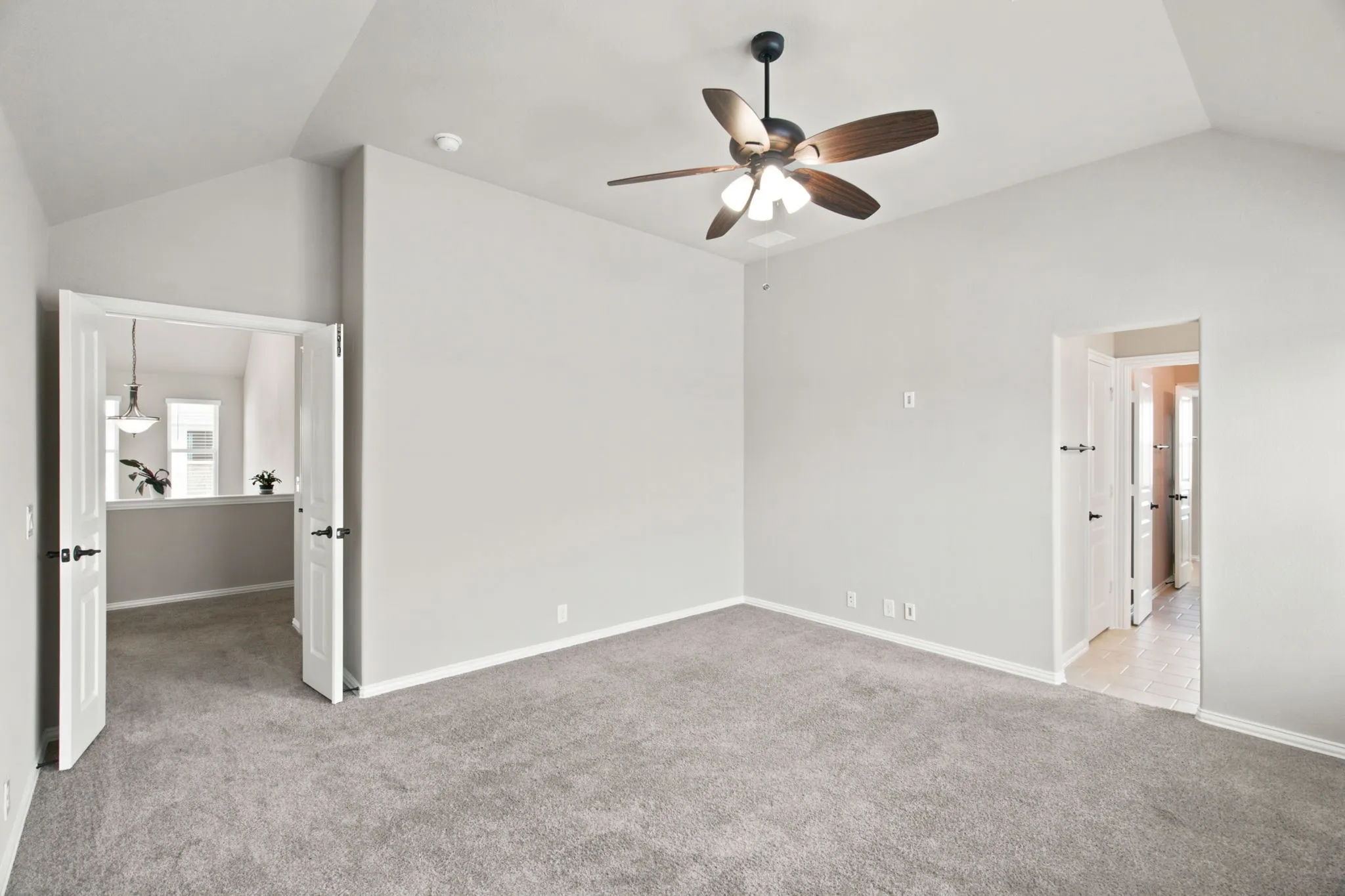 Single Family Residence For Sale in Denton County , 1106 Alderwood Drive, Justin, Texas 76247, 5 Bedroom, 4 Bathroom, 3 Garage spaces, 3,274 Sqft, built in 2019, mls#21330095, Real Estate Agent in Justin, Homes For Sale in Denton county, Homes For Sale in Justin, Realtor in Justin Texas, Real Estate Brokerage Independent Realty Texas, Luminita Cordes Realtor