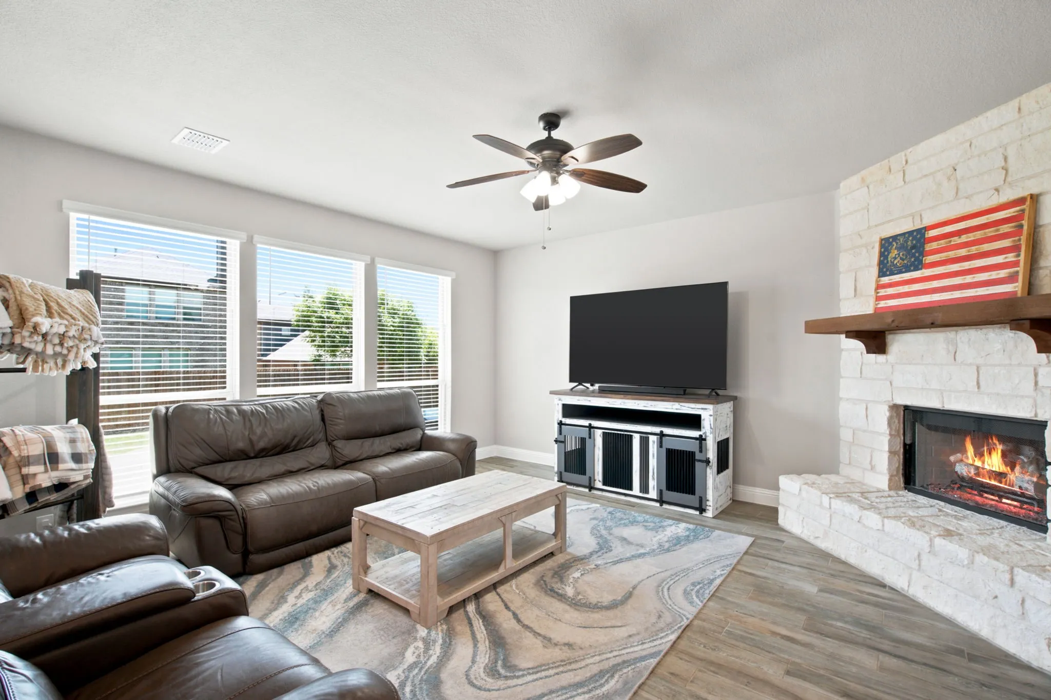 Single Family Residence For Sale in Denton County , 1106 Alderwood Drive, Justin, Texas 76247, 5 Bedroom, 4 Bathroom, 3 Garage spaces, 3,274 Sqft, built in 2019, mls#21330095, Real Estate Agent in Justin, Homes For Sale in Denton county, Homes For Sale in Justin, Realtor in Justin Texas, Real Estate Brokerage Independent Realty Texas, Luminita Cordes Realtor