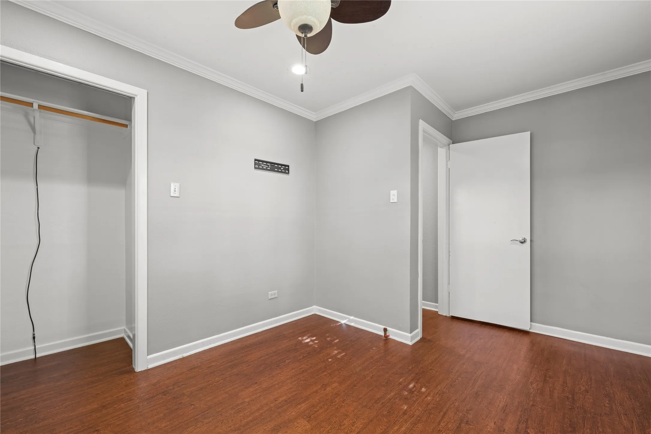 Single Family Residence For Sale in Mc Lennan County , 1305 S Old Temple Road, Lorena, Texas 76655, 3 Bedroom, 2 Bathroom, 2 Garage spaces, 1,668 Sqft, built in 1959, mls#21331346, Real Estate Agent in Lorena, Homes For Sale in Mc Lennan county, Homes For Sale in Lorena, Realtor in Lorena Texas, Real Estate Brokerage Independent Realty Texas, Luminita Cordes Realtor