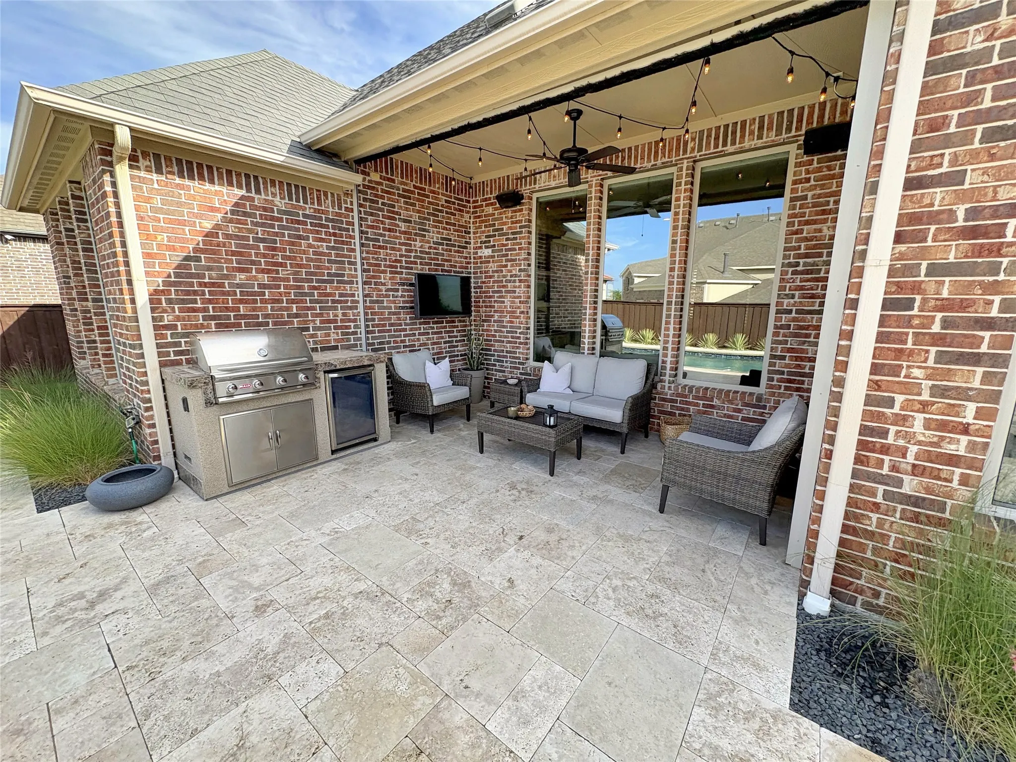 Single Family Residence For Sale in Denton County , 2251 Kennedy Drive, Frisco, Texas 75034, 3 Bedroom, 3 Bathroom, 2 Garage spaces, 2,356 Sqft, built in 2014, mls#21330312, Real Estate Agent in Frisco, Homes For Sale in Denton county, Homes For Sale in Frisco, Realtor in Frisco Texas, Real Estate Brokerage Independent Realty Texas, Luminita Cordes Realtor