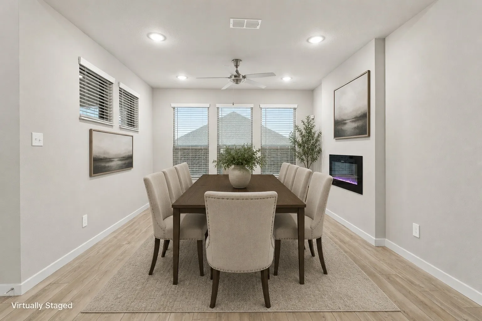 Single Family Residence For Sale in Ellis County , 652 Congressional Avenue, Red Oak, Texas 75154, 5 Bedroom, 4 Bathroom, 2 Garage spaces, 3,586 Sqft, built in 2022, mls#21331363, Real Estate Agent in Red Oak, Homes For Sale in Ellis county, Homes For Sale in Red Oak, Realtor in Red Oak Texas, Real Estate Brokerage Independent Realty Texas, Luminita Cordes Realtor