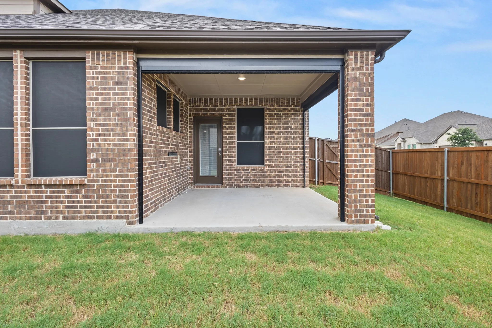 Single Family Residence For Sale in Ellis County , 652 Congressional Avenue, Red Oak, Texas 75154, 5 Bedroom, 4 Bathroom, 2 Garage spaces, 3,586 Sqft, built in 2022, mls#21331363, Real Estate Agent in Red Oak, Homes For Sale in Ellis county, Homes For Sale in Red Oak, Realtor in Red Oak Texas, Real Estate Brokerage Independent Realty Texas, Luminita Cordes Realtor