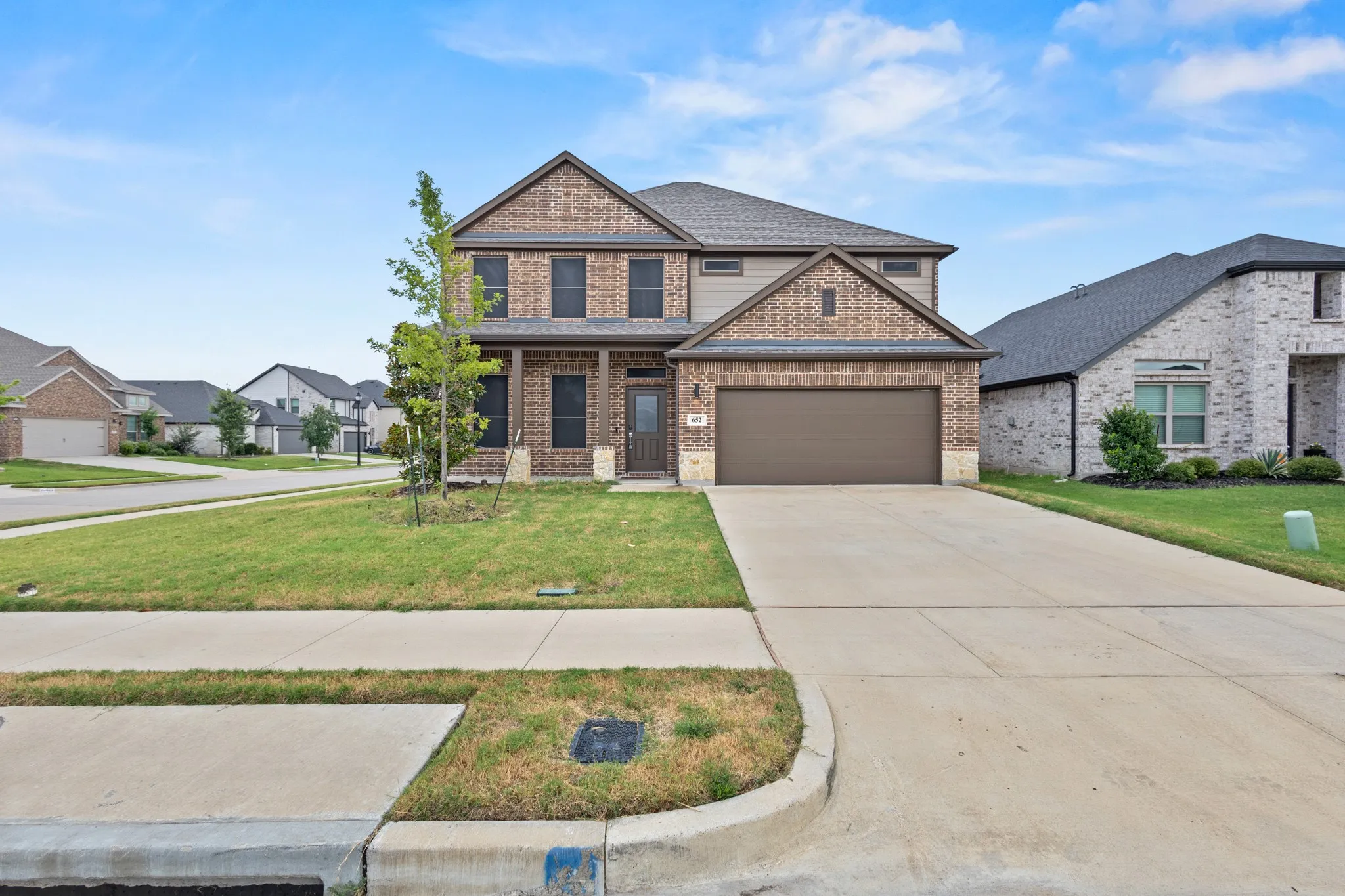 Single Family Residence For Sale in Ellis County , 652 Congressional Avenue, Red Oak, Texas 75154, 5 Bedroom, 4 Bathroom, 2 Garage spaces, 3,586 Sqft, built in 2022, mls#21331363, Real Estate Agent in Red Oak, Homes For Sale in Ellis county, Homes For Sale in Red Oak, Realtor in Red Oak Texas, Real Estate Brokerage Independent Realty Texas, Luminita Cordes Realtor