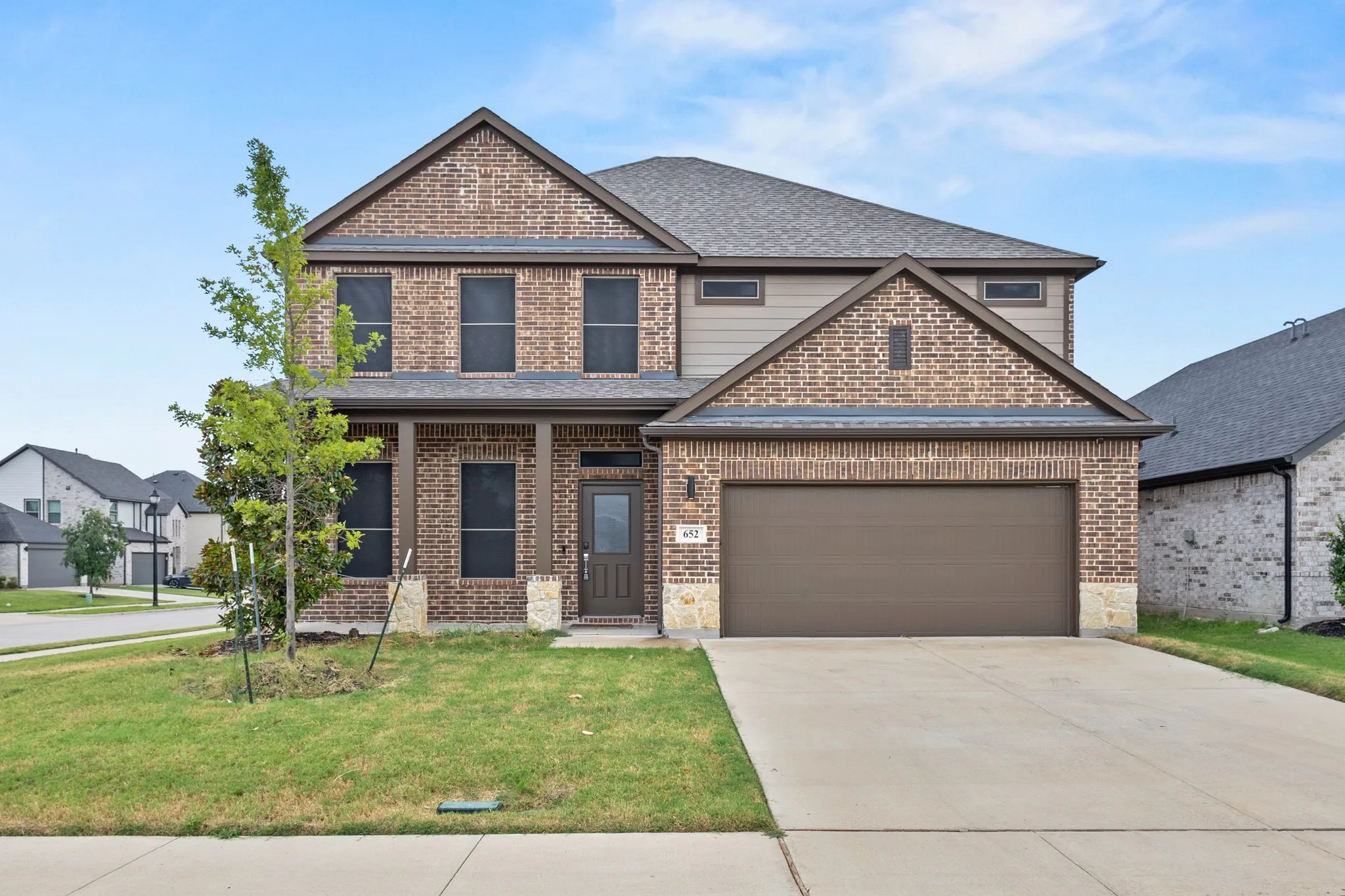 Single Family Residence For Sale in Ellis County , 652 Congressional Avenue, Red Oak, Texas 75154, 5 Bedroom, 4 Bathroom, 2 Garage spaces, 3,586 Sqft, built in 2022, mls#21331363, Real Estate Agent in Red Oak, Homes For Sale in Ellis county, Homes For Sale in Red Oak, Realtor in Red Oak Texas, Real Estate Brokerage Independent Realty Texas, Luminita Cordes Realtor