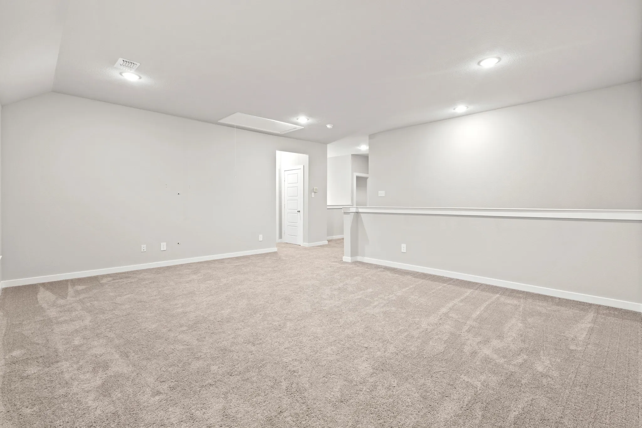 Single Family Residence For Sale in Ellis County , 652 Congressional Avenue, Red Oak, Texas 75154, 5 Bedroom, 4 Bathroom, 2 Garage spaces, 3,586 Sqft, built in 2022, mls#21331363, Real Estate Agent in Red Oak, Homes For Sale in Ellis county, Homes For Sale in Red Oak, Realtor in Red Oak Texas, Real Estate Brokerage Independent Realty Texas, Luminita Cordes Realtor