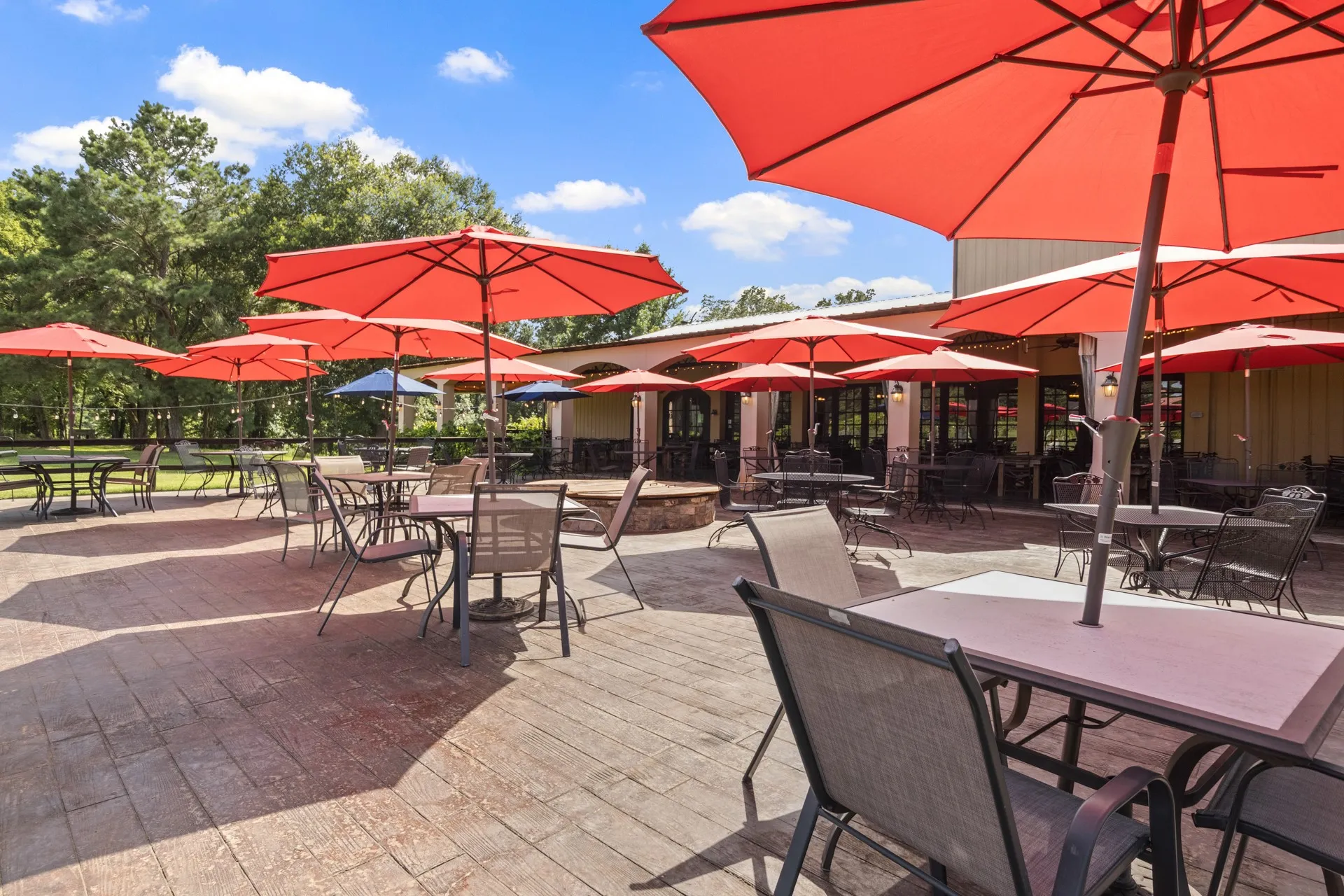 Business For Sale in Camp County , 658 County Road 1334, Pittsburg, Texas 75686, 0, 0, Garage spaces, 3,696 Sqft, built in 1800, mls#21329989, Real Estate Agent in Pittsburg, Homes For Sale in Camp county, Homes For Sale in Pittsburg, Realtor in Pittsburg Texas, Real Estate Brokerage Independent Realty Texas, Luminita Cordes Realtor