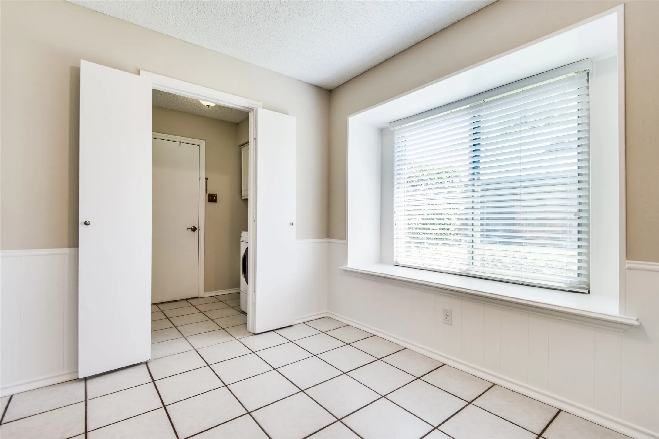 Single Family Residence For Rent in Dallas County , 310 Barclay Avenue, Coppell, Texas 75019, 3 Bedroom, 2 Bathroom, 2 Garage spaces, 1,829 Sqft, built in 1985, mls#21321383, Real Estate Agent in Coppell, Homes For Rent in Dallas county, Homes For Rent in Coppell, Realtor in Coppell Texas, Real Estate Brokerage Independent Realty Texas, Luminita Cordes Realtor