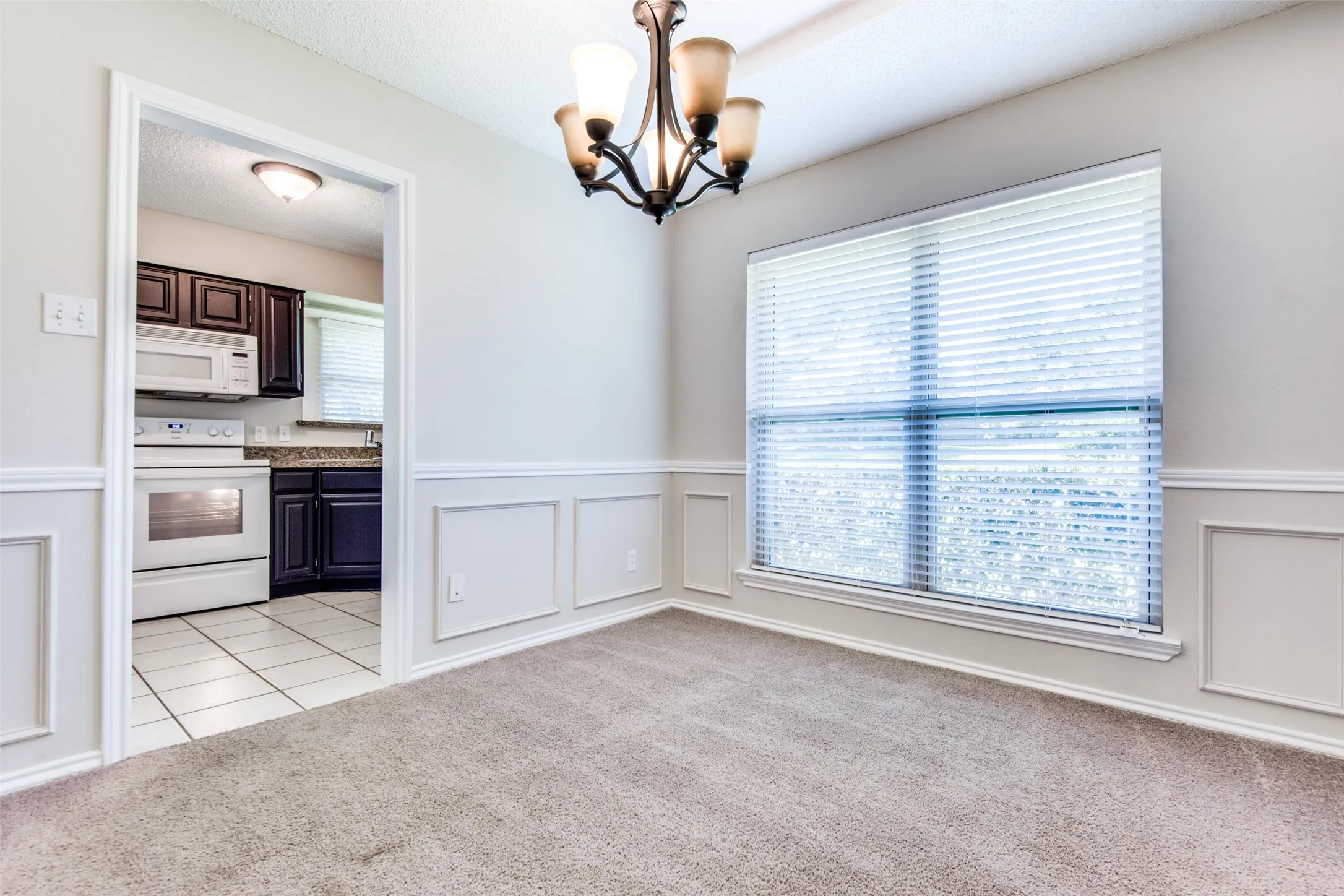Single Family Residence For Rent in Dallas County , 310 Barclay Avenue, Coppell, Texas 75019, 3 Bedroom, 2 Bathroom, 2 Garage spaces, 1,829 Sqft, built in 1985, mls#21321383, Real Estate Agent in Coppell, Homes For Rent in Dallas county, Homes For Rent in Coppell, Realtor in Coppell Texas, Real Estate Brokerage Independent Realty Texas, Luminita Cordes Realtor