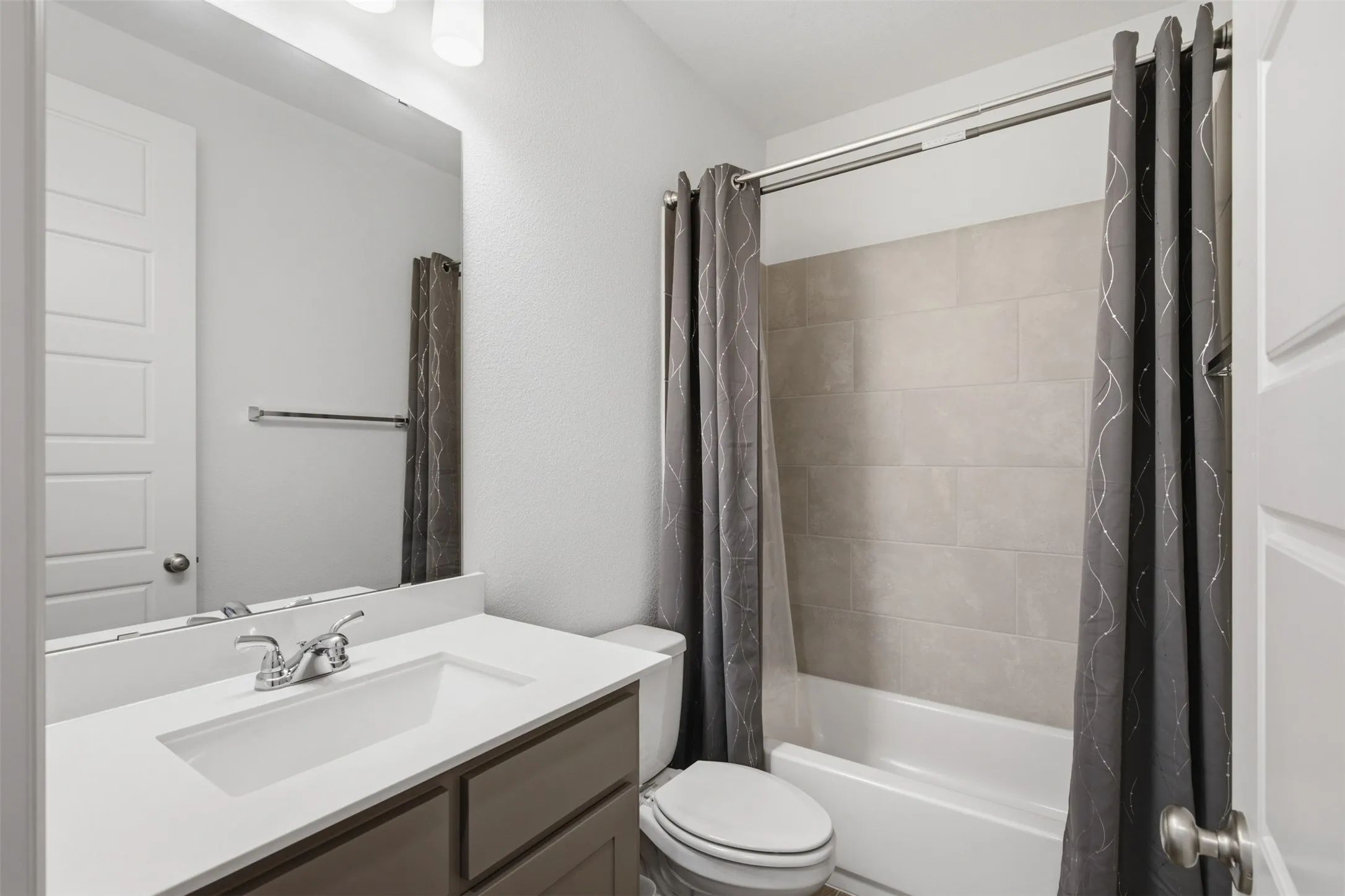 Single Family Residence For Sale in Kaufman County , 1459 Kingswell Lane, Forney, Texas 75126, 4 Bedroom, 3 Bathroom, 2 Garage spaces, 2,034 Sqft, built in 2024, mls#21331378, Real Estate Agent in Forney, Homes For Sale in Kaufman county, Homes For Sale in Forney, Realtor in Forney Texas, Real Estate Brokerage Independent Realty Texas, Luminita Cordes Realtor
