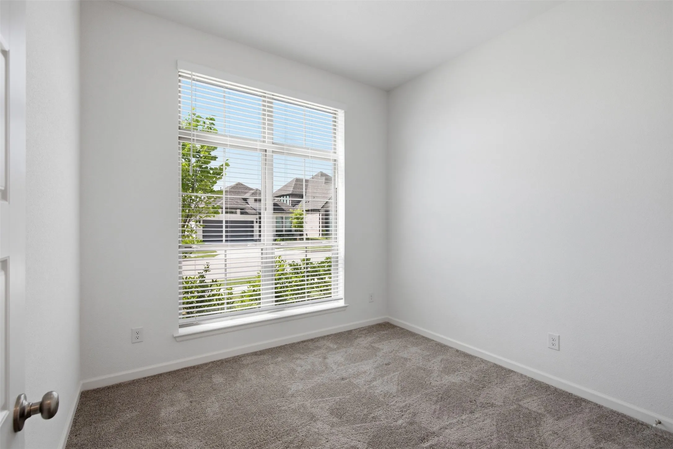 Single Family Residence For Sale in Kaufman County , 1459 Kingswell Lane, Forney, Texas 75126, 4 Bedroom, 3 Bathroom, 2 Garage spaces, 2,034 Sqft, built in 2024, mls#21331378, Real Estate Agent in Forney, Homes For Sale in Kaufman county, Homes For Sale in Forney, Realtor in Forney Texas, Real Estate Brokerage Independent Realty Texas, Luminita Cordes Realtor