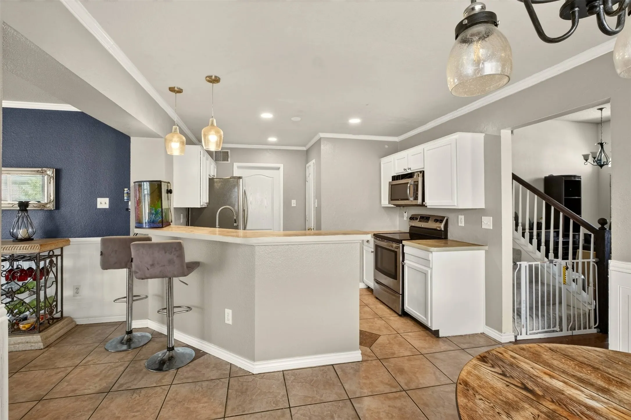 Single Family Residence For Sale in Denton County , 2272 Bresee Drive, Carrollton, Texas 75010, 4 Bedroom, 3 Bathroom, 2 Garage spaces, 2,125 Sqft, built in 1997, mls#21330998, Real Estate Agent in Carrollton, Homes For Sale in Denton county, Homes For Sale in Carrollton, Realtor in Carrollton Texas, Real Estate Brokerage Independent Realty Texas, Luminita Cordes Realtor