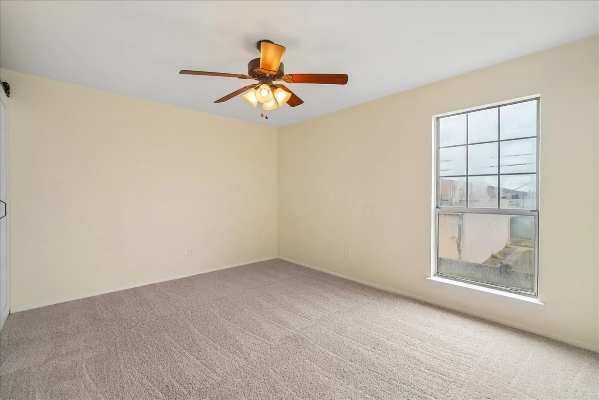 Condominium For Sale in Dallas County , 703 Lee Street 6, Mesquite, Texas 75149, 2 Bedroom, 2 Bathroom, Garage spaces, 1,102 Sqft, built in 1984, mls#21330339, Real Estate Agent in Mesquite, Homes For Sale in Dallas county, Homes For Sale in Mesquite, Realtor in Mesquite Texas, Real Estate Brokerage Independent Realty Texas, Luminita Cordes Realtor