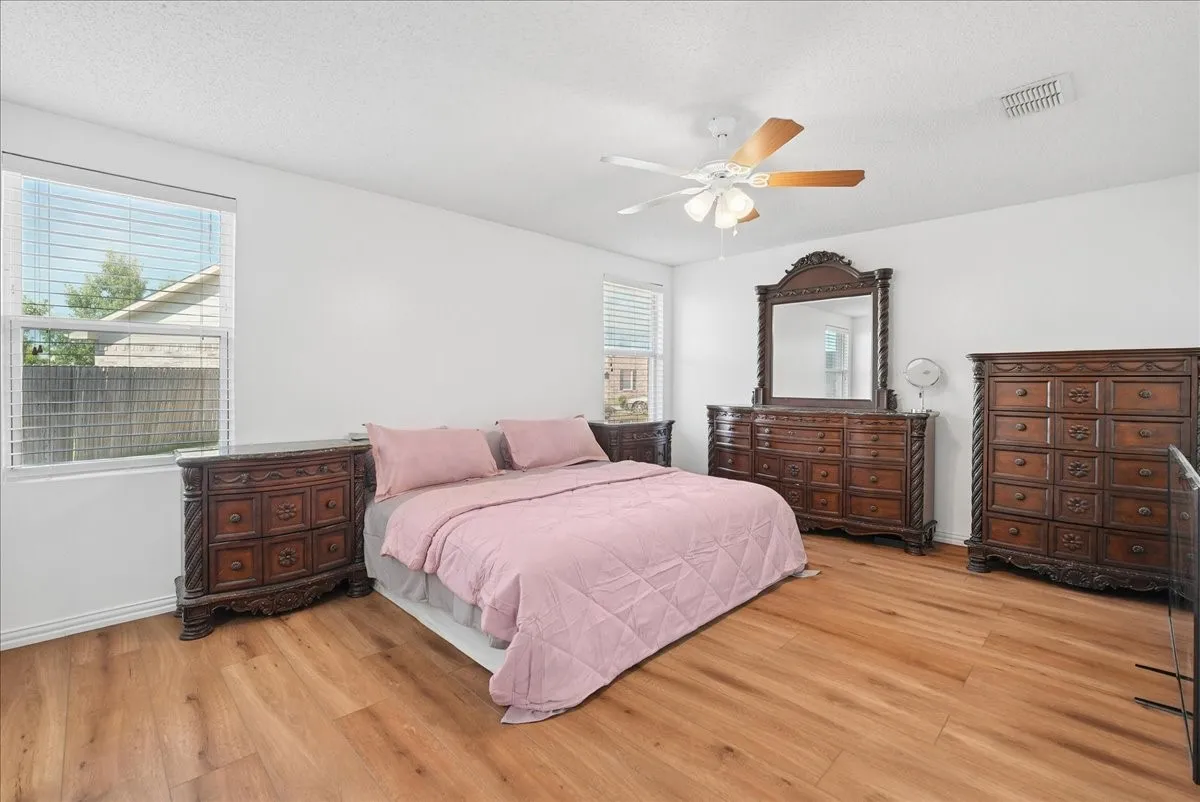 Single Family Residence For Sale in Collin County , 1506 Millbrook Lane, Wylie, Texas 75098, 4 Bedroom, 3 Bathroom, 2 Garage spaces, 2,600 Sqft, built in 2003, mls#21330502, Real Estate Agent in Wylie, Homes For Sale in Collin county, Homes For Sale in Wylie, Realtor in Wylie Texas, Real Estate Brokerage Independent Realty Texas, Luminita Cordes Realtor