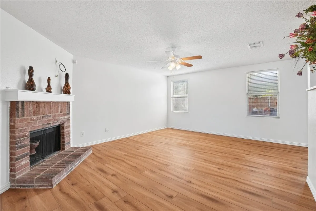 Single Family Residence For Sale in Collin County , 1506 Millbrook Lane, Wylie, Texas 75098, 4 Bedroom, 3 Bathroom, 2 Garage spaces, 2,600 Sqft, built in 2003, mls#21330502, Real Estate Agent in Wylie, Homes For Sale in Collin county, Homes For Sale in Wylie, Realtor in Wylie Texas, Real Estate Brokerage Independent Realty Texas, Luminita Cordes Realtor