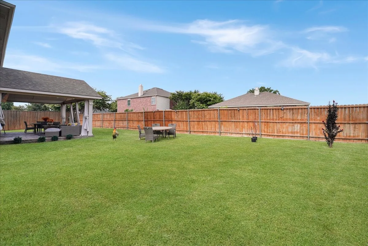 Single Family Residence For Sale in Collin County , 1506 Millbrook Lane, Wylie, Texas 75098, 4 Bedroom, 3 Bathroom, 2 Garage spaces, 2,600 Sqft, built in 2003, mls#21330502, Real Estate Agent in Wylie, Homes For Sale in Collin county, Homes For Sale in Wylie, Realtor in Wylie Texas, Real Estate Brokerage Independent Realty Texas, Luminita Cordes Realtor