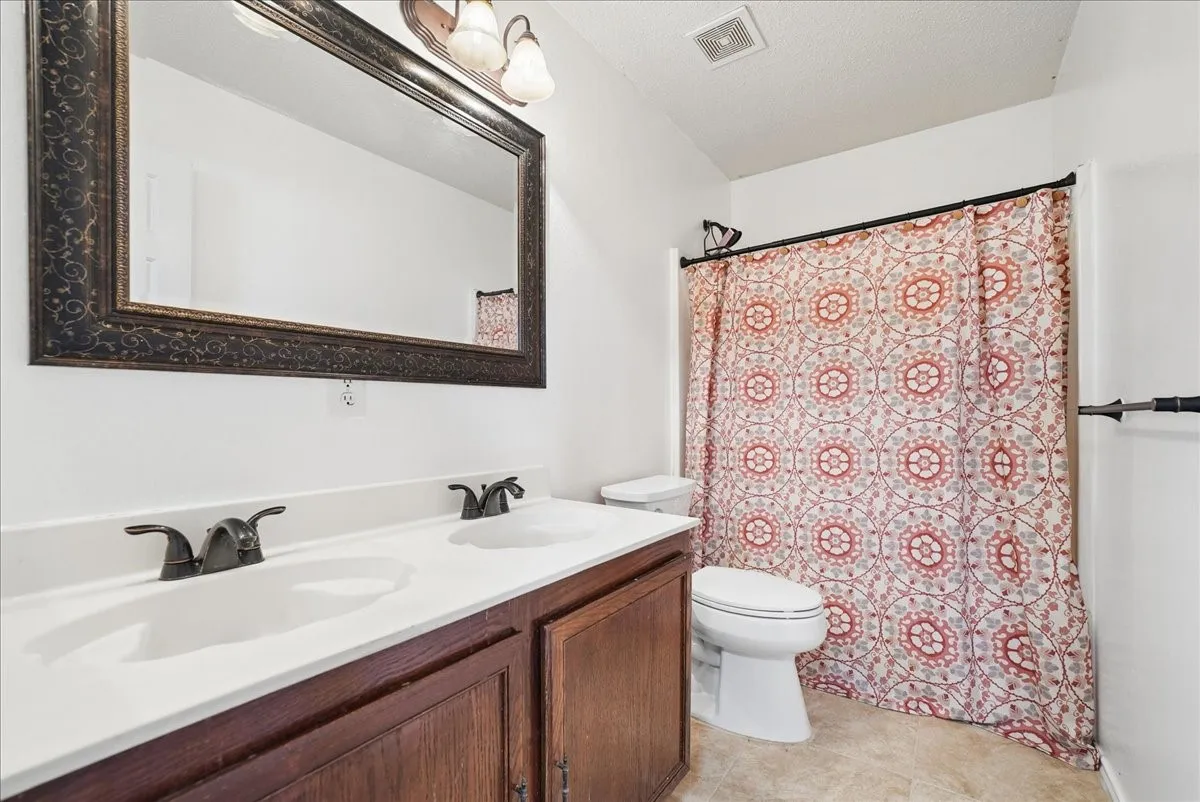 Single Family Residence For Sale in Collin County , 1506 Millbrook Lane, Wylie, Texas 75098, 4 Bedroom, 3 Bathroom, 2 Garage spaces, 2,600 Sqft, built in 2003, mls#21330502, Real Estate Agent in Wylie, Homes For Sale in Collin county, Homes For Sale in Wylie, Realtor in Wylie Texas, Real Estate Brokerage Independent Realty Texas, Luminita Cordes Realtor
