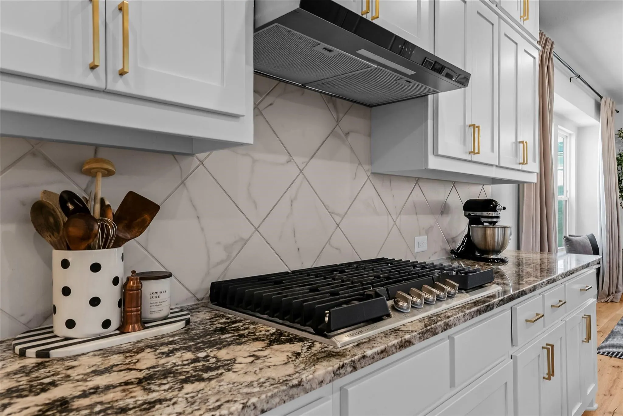 Single Family Residence For Sale in Collin County , 3020 Althea Street, Mc Kinney, Texas 75071, 4 Bedroom, 3 Bathroom, 2 Garage spaces, 2,441 Sqft, built in 2023, mls#21331376, Real Estate Agent in Mc Kinney, Homes For Sale in Collin county, Homes For Sale in Mc Kinney, Realtor in Mc Kinney Texas, Real Estate Brokerage Independent Realty Texas, Luminita Cordes Realtor