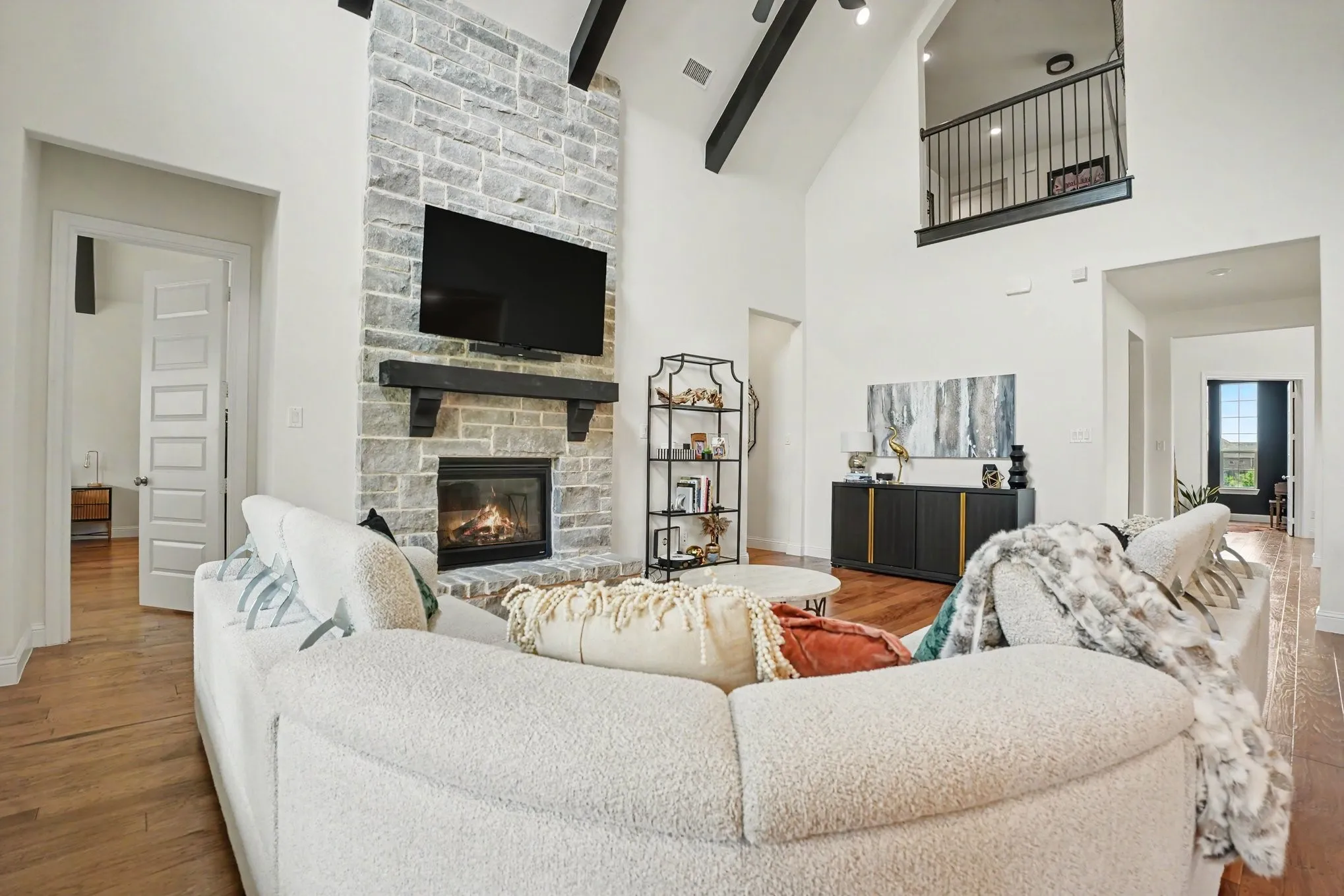 Single Family Residence For Sale in Rockwall County , 2146 Zurek Lane, Heath, Texas 75126, 4 Bedroom, 4 Bathroom, 3 Garage spaces, 3,575 Sqft, built in 2021, mls#21329933, Real Estate Agent in Heath, Homes For Sale in Rockwall county, Homes For Sale in Heath, Realtor in Heath Texas, Real Estate Brokerage Independent Realty Texas, Luminita Cordes Realtor