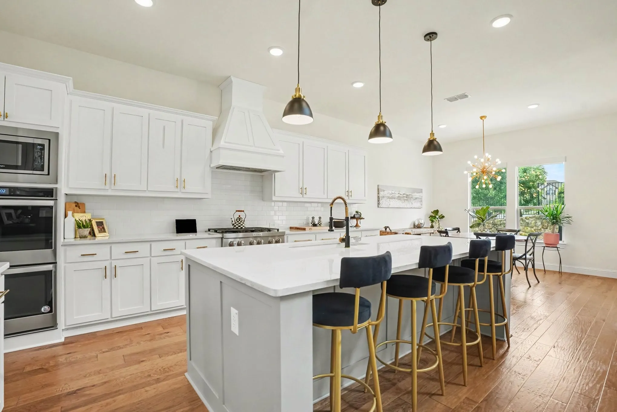 Single Family Residence For Sale in Rockwall County , 2146 Zurek Lane, Heath, Texas 75126, 4 Bedroom, 4 Bathroom, 3 Garage spaces, 3,575 Sqft, built in 2021, mls#21329933, Real Estate Agent in Heath, Homes For Sale in Rockwall county, Homes For Sale in Heath, Realtor in Heath Texas, Real Estate Brokerage Independent Realty Texas, Luminita Cordes Realtor
