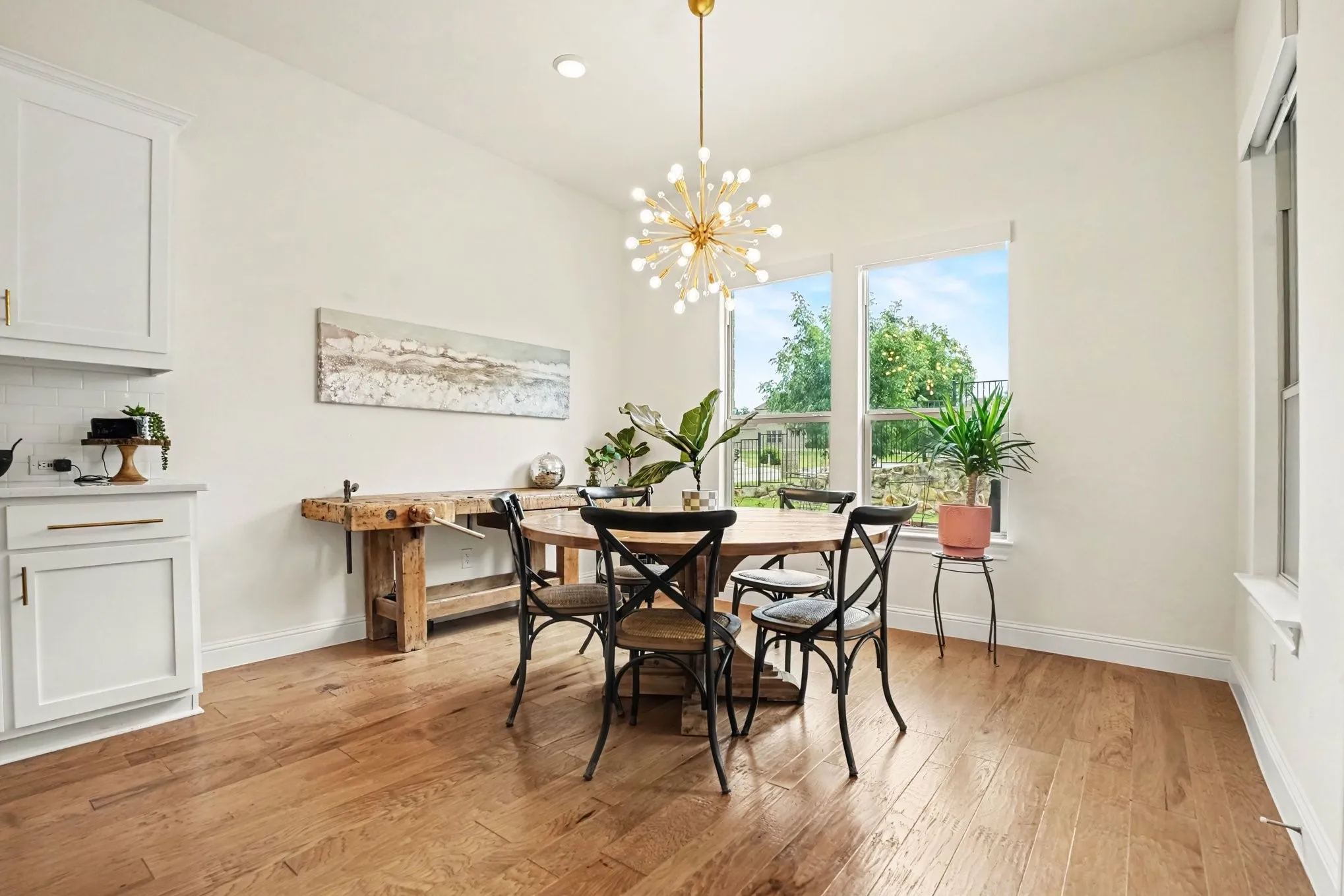 Single Family Residence For Sale in Rockwall County , 2146 Zurek Lane, Heath, Texas 75126, 4 Bedroom, 4 Bathroom, 3 Garage spaces, 3,575 Sqft, built in 2021, mls#21329933, Real Estate Agent in Heath, Homes For Sale in Rockwall county, Homes For Sale in Heath, Realtor in Heath Texas, Real Estate Brokerage Independent Realty Texas, Luminita Cordes Realtor