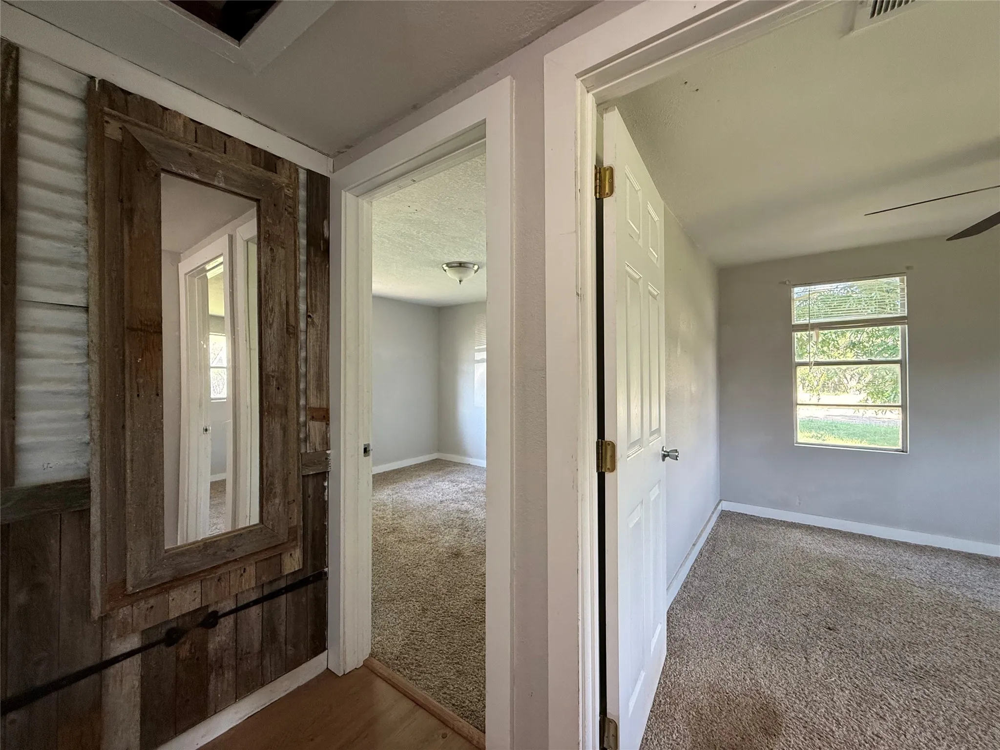 Single Family Residence For Sale in Palo Pinto County , 902 Grimes Road, Mineral Wells, Texas 76067, 3 Bedroom, 1 Bathroom, Garage spaces, 912 Sqft, built in 1970, mls#21331375, Real Estate Agent in Mineral Wells, Homes For Sale in Palo Pinto county, Homes For Sale in Mineral Wells, Realtor in Mineral Wells Texas, Real Estate Brokerage Independent Realty Texas, Luminita Cordes Realtor