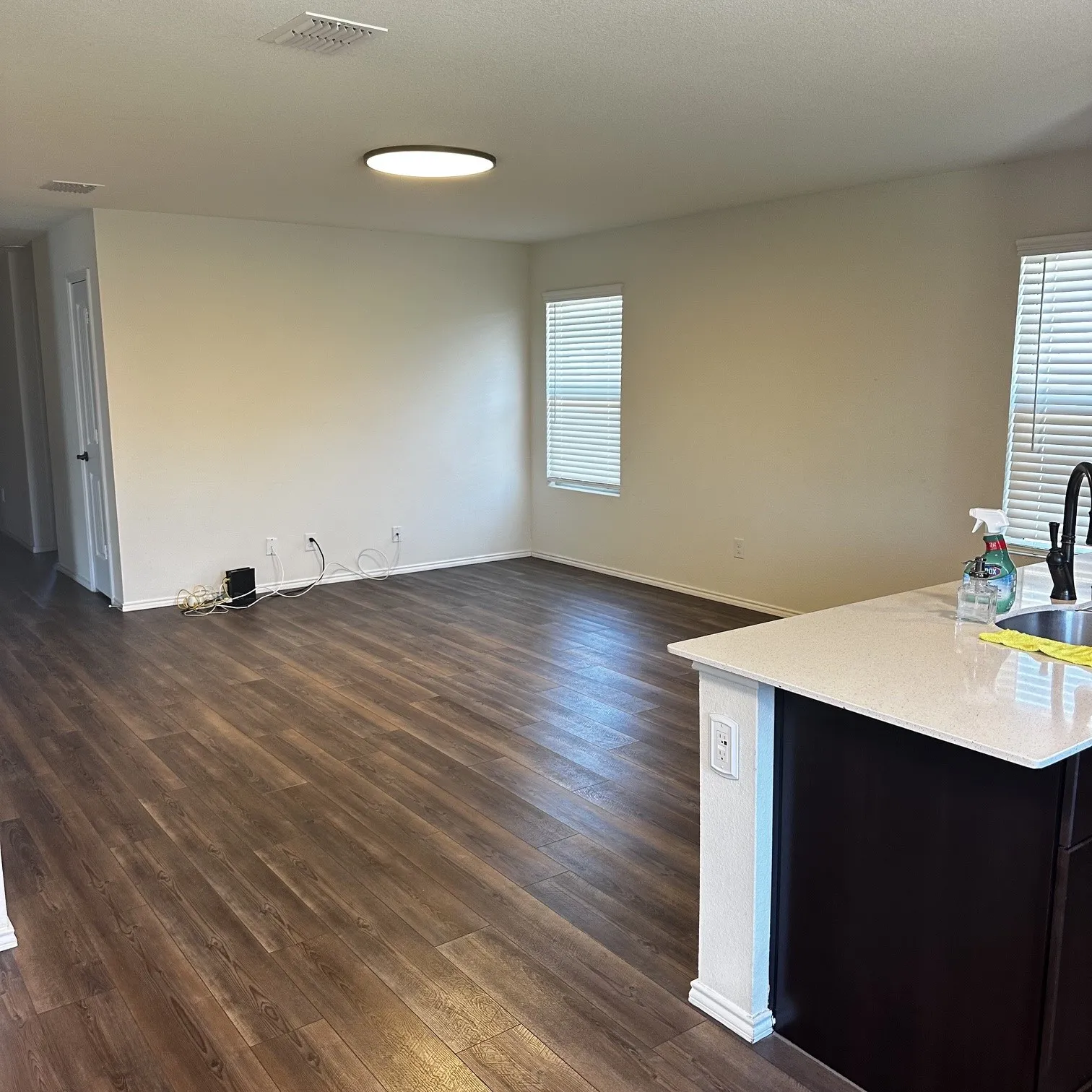 Single Family Residence For Sale in Dallas County , 1017 Skyline Drive, Hutchins, Texas 75141, 3 Bedroom, 2 Bathroom, 2 Garage spaces, 1,325 Sqft, built in 2019, mls#21331399, Real Estate Agent in Hutchins, Homes For Sale in Dallas county, Homes For Sale in Hutchins, Realtor in Hutchins Texas, Real Estate Brokerage Independent Realty Texas, Luminita Cordes Realtor