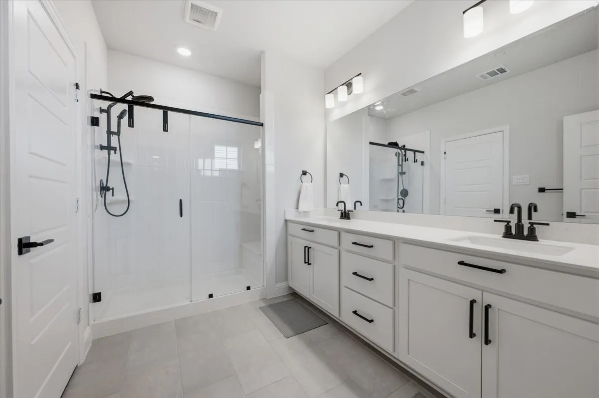 Townhouse For Sale in Dallas County , 7937 Bayside Drive, Rowlett, Texas 75088, 3 Bedroom, 4 Bathroom, 2 Garage spaces, 2,241 Sqft, built in 2024, mls#21331237, Real Estate Agent in Rowlett, Homes For Sale in Dallas county, Homes For Sale in Rowlett, Realtor in Rowlett Texas, Real Estate Brokerage Independent Realty Texas, Luminita Cordes Realtor