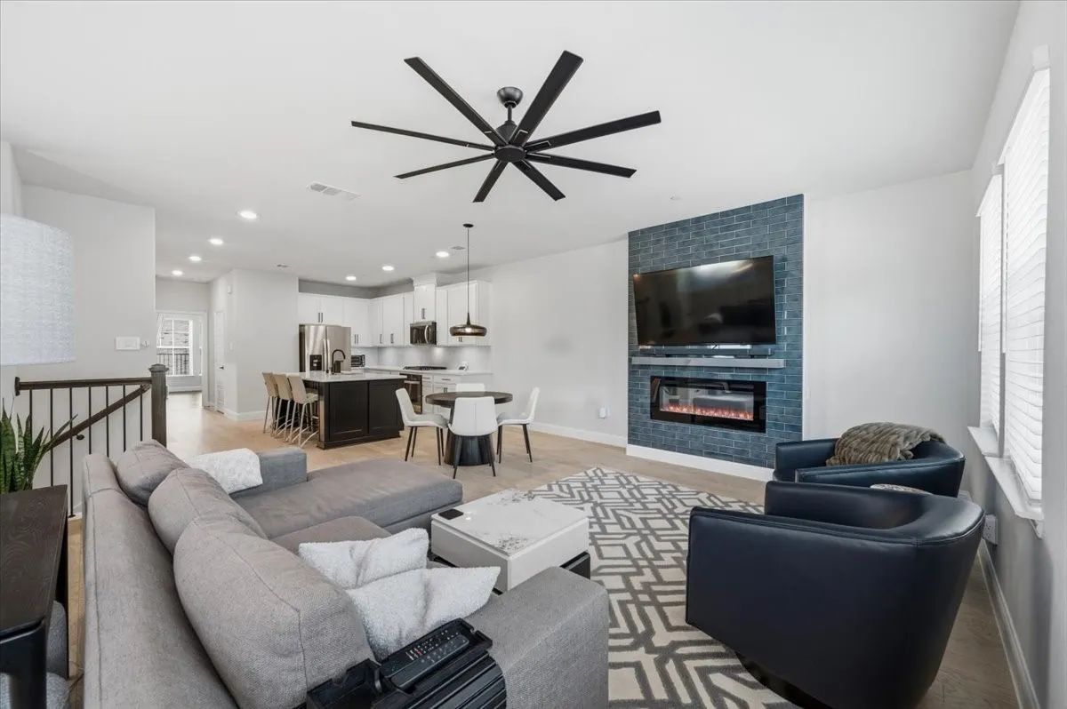 Townhouse For Sale in Dallas County , 7937 Bayside Drive, Rowlett, Texas 75088, 3 Bedroom, 4 Bathroom, 2 Garage spaces, 2,241 Sqft, built in 2024, mls#21331237, Real Estate Agent in Rowlett, Homes For Sale in Dallas county, Homes For Sale in Rowlett, Realtor in Rowlett Texas, Real Estate Brokerage Independent Realty Texas, Luminita Cordes Realtor