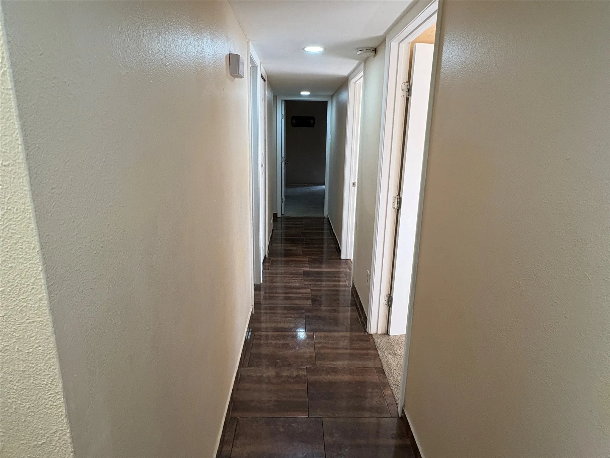 Single Family Residence For Sale in Collin County , 2109 Overglen Drive, Plano, Texas 75074, 3 Bedroom, 2 Bathroom, 2 Garage spaces, 1,956 Sqft, built in 1971, mls#21331078, Real Estate Agent in Plano, Homes For Sale in Collin county, Homes For Sale in Plano, Realtor in Plano Texas, Real Estate Brokerage Independent Realty Texas, Luminita Cordes Realtor