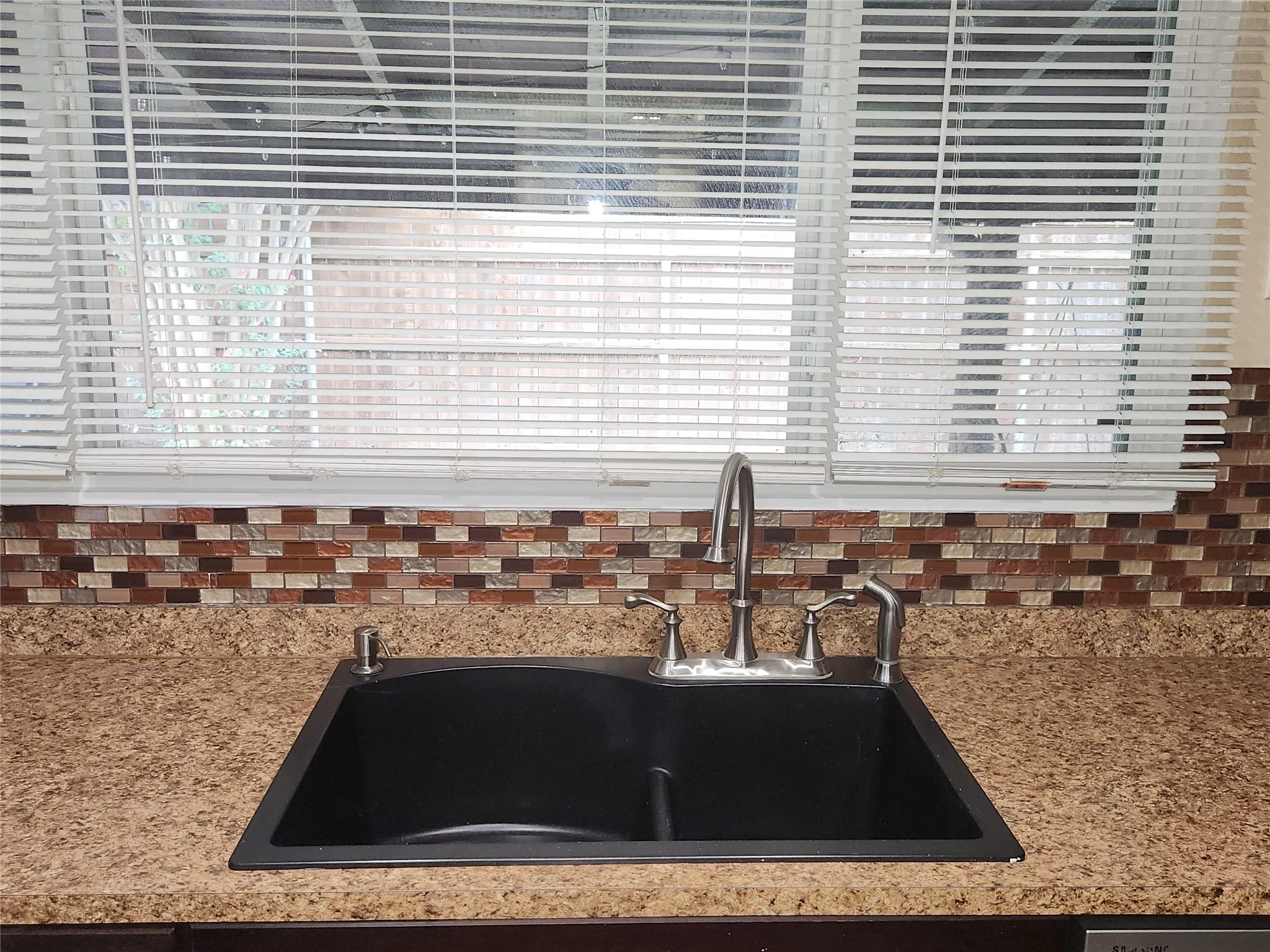 Single Family Residence For Sale in Collin County , 2109 Overglen Drive, Plano, Texas 75074, 3 Bedroom, 2 Bathroom, 2 Garage spaces, 1,956 Sqft, built in 1971, mls#21331078, Real Estate Agent in Plano, Homes For Sale in Collin county, Homes For Sale in Plano, Realtor in Plano Texas, Real Estate Brokerage Independent Realty Texas, Luminita Cordes Realtor