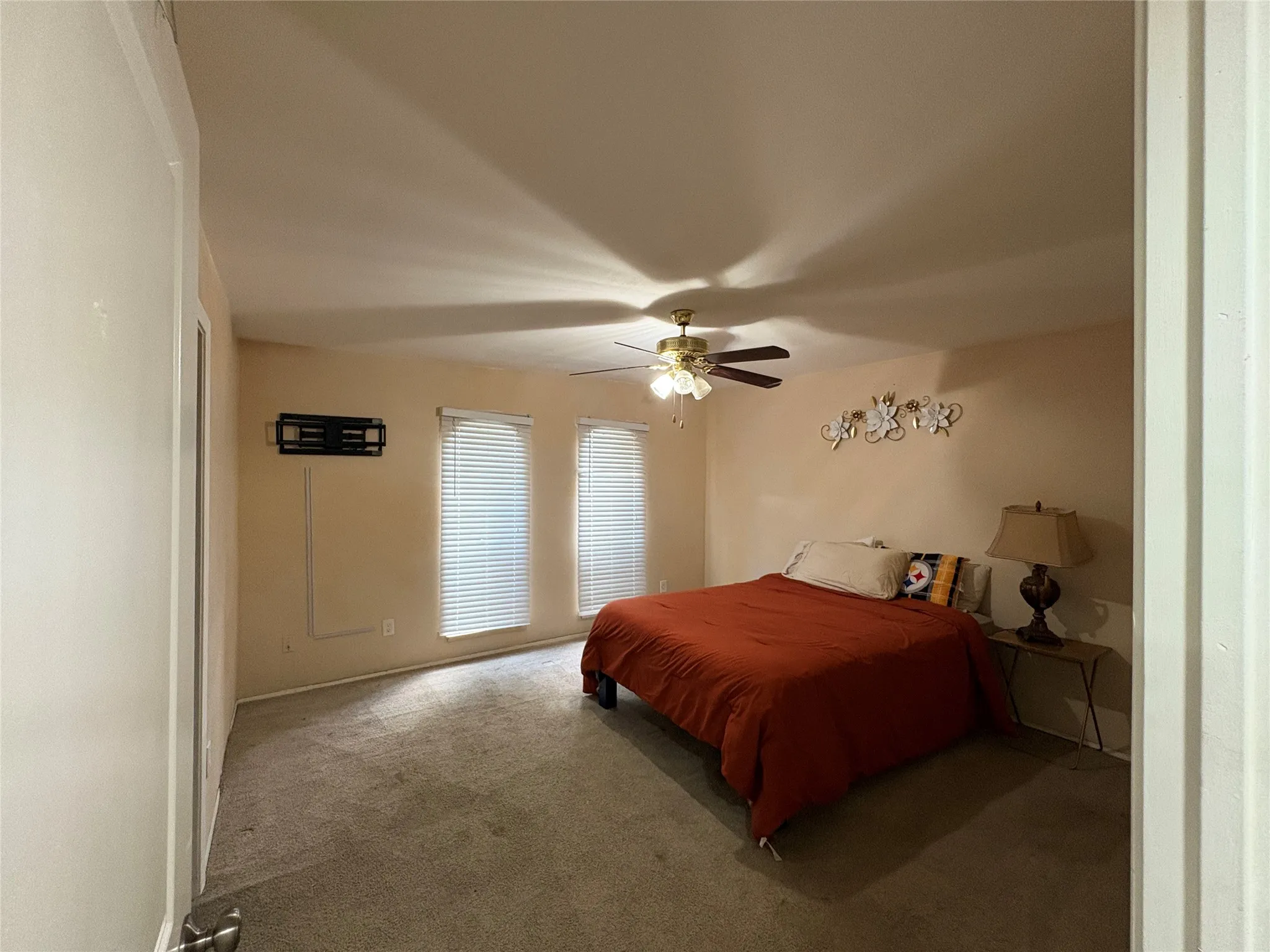 Single Family Residence For Sale in Collin County , 2109 Overglen Drive, Plano, Texas 75074, 3 Bedroom, 2 Bathroom, 2 Garage spaces, 1,956 Sqft, built in 1971, mls#21331078, Real Estate Agent in Plano, Homes For Sale in Collin county, Homes For Sale in Plano, Realtor in Plano Texas, Real Estate Brokerage Independent Realty Texas, Luminita Cordes Realtor