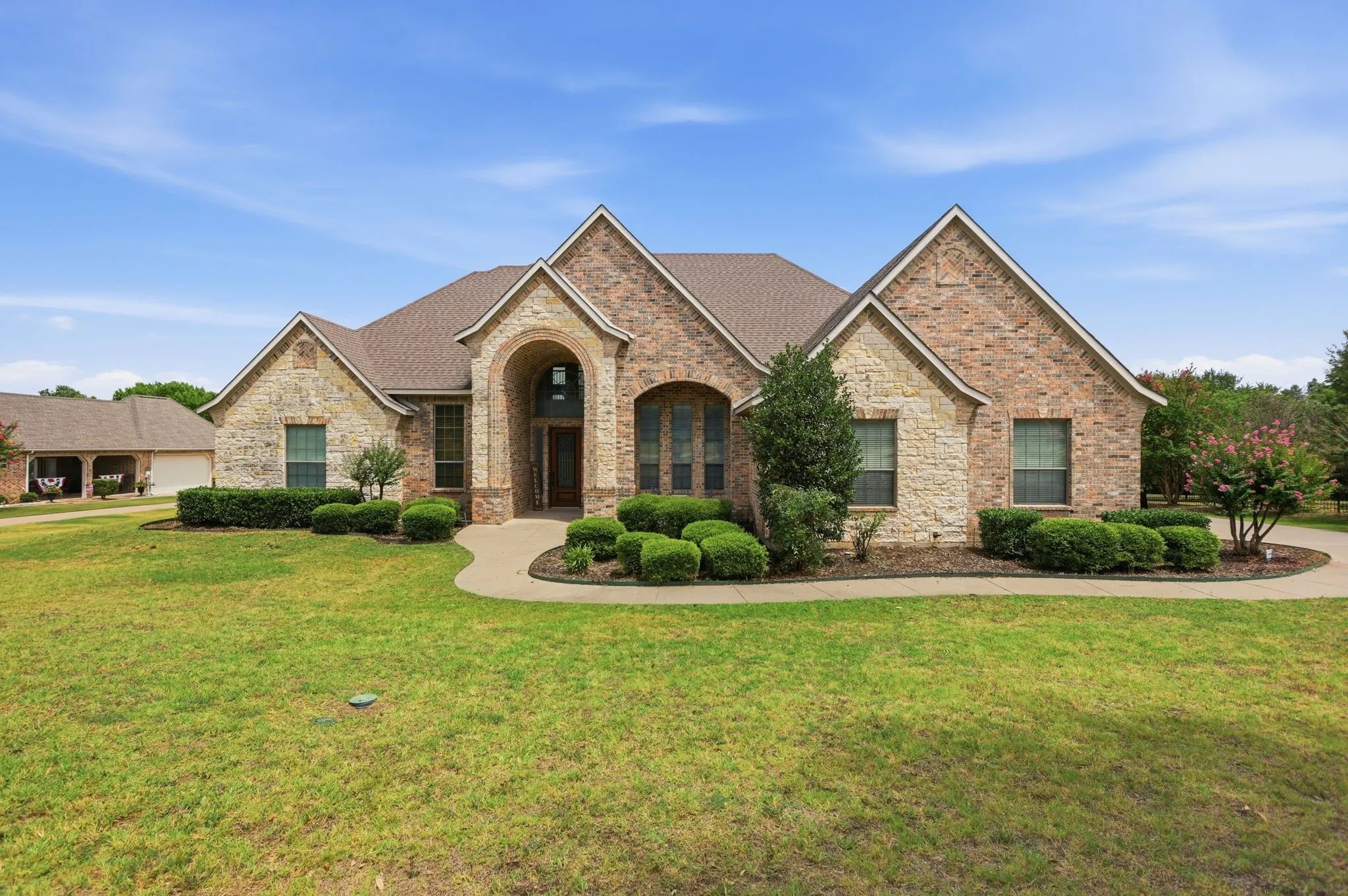 Single Family Residence For Sale in Ellis County , 5030 Monroe Court, Midlothian, Texas 76065, 4 Bedroom, 4 Bathroom, 3 Garage spaces, 3,603 Sqft, built in 2005, mls#21330603, Real Estate Agent in Midlothian, Homes For Sale in Ellis county, Homes For Sale in Midlothian, Realtor in Midlothian Texas, Real Estate Brokerage Independent Realty Texas, Luminita Cordes Realtor