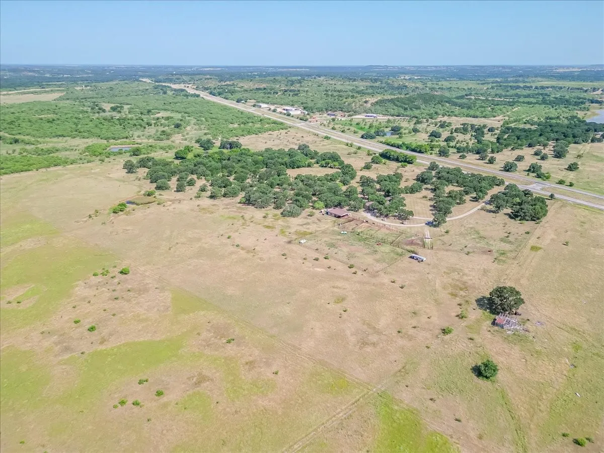 Farm For Sale in Jack County , 3637 Highway 281 N, Jacksboro, Texas 76458, 4 Bedroom, 3 Bathroom, 2 Garage spaces, 2,128 Sqft, built in 2001, Price $925,000, mls#21326451, Real Estate Agent in Jacksboro, Homes For Sale in Jack county, Homes For Sale in Jacksboro, Realtor in Jacksboro Texas, Real Estate Brokerage Independent Realty Texas, Luminita Cordes Realtor