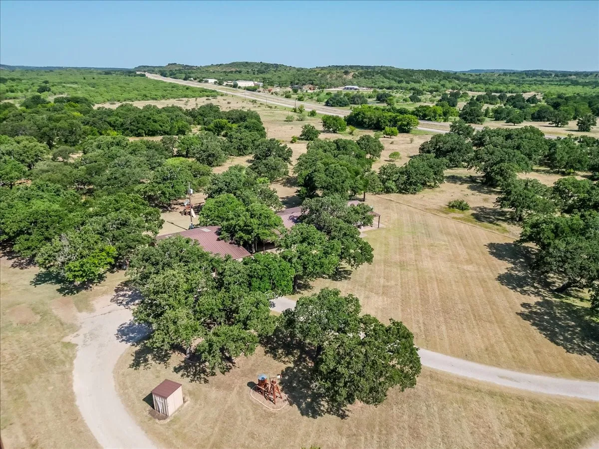 Farm For Sale in Jack County , 3637 Highway 281 N, Jacksboro, Texas 76458, 4 Bedroom, 3 Bathroom, 2 Garage spaces, 2,128 Sqft, built in 2001, Price $925,000, mls#21326451, Real Estate Agent in Jacksboro, Homes For Sale in Jack county, Homes For Sale in Jacksboro, Realtor in Jacksboro Texas, Real Estate Brokerage Independent Realty Texas, Luminita Cordes Realtor