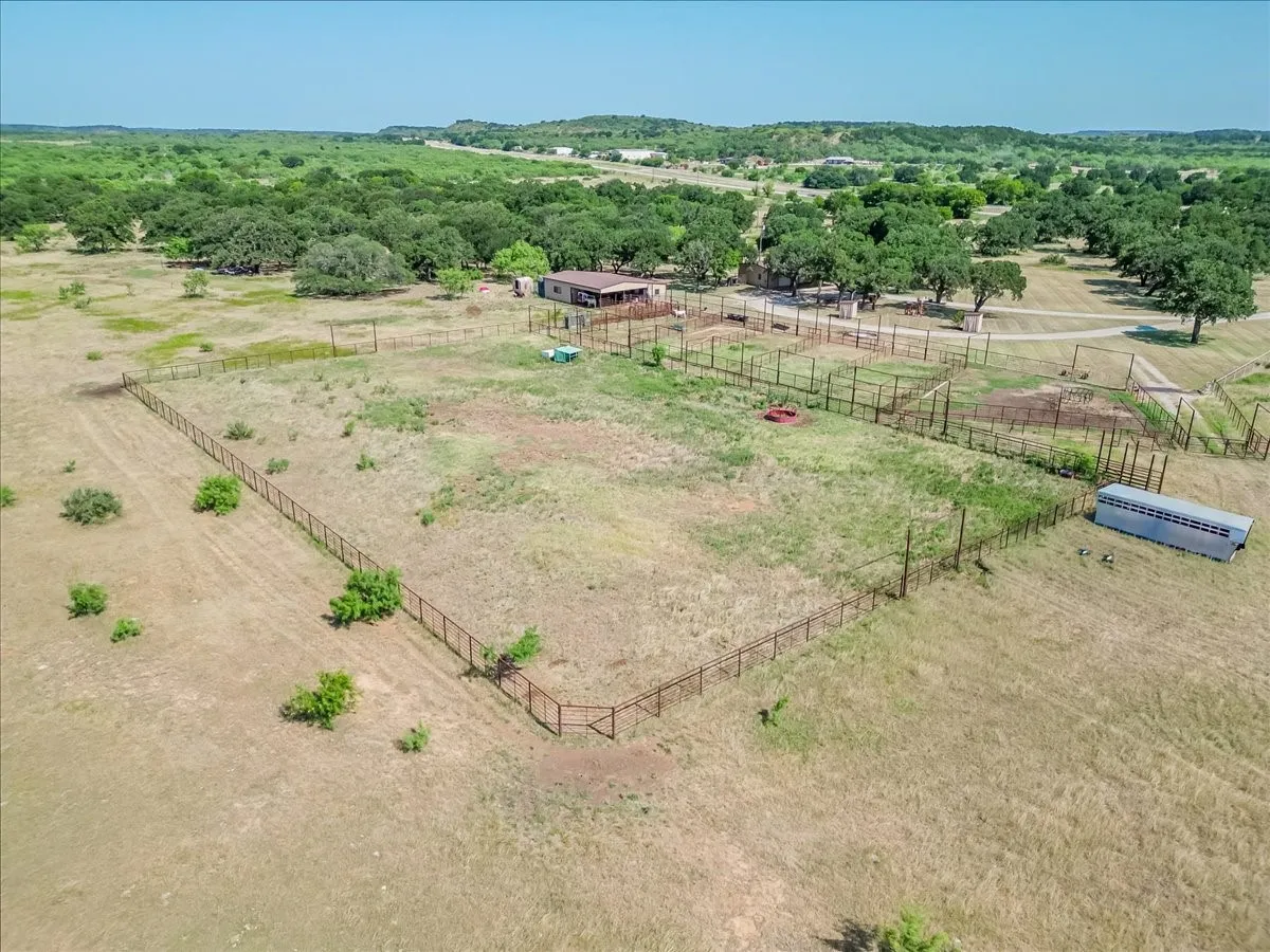 Big catch pen that would make a great arena!