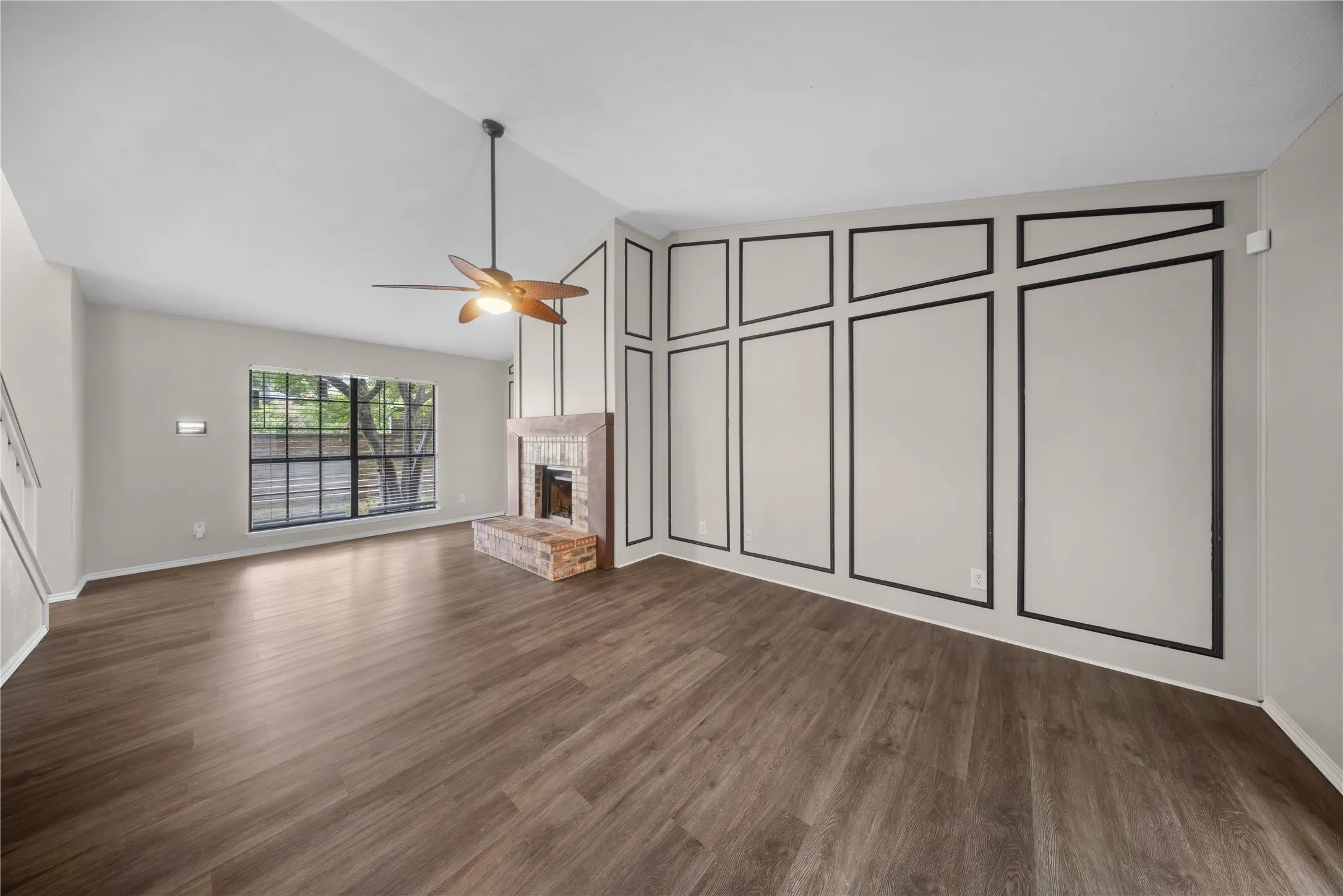 Single Family Residence For Sale in Dallas County , 11136 Mccree Road, Dallas, Texas 75238, 2 Bedroom, 2 Bathroom, 1 Garage spaces, 1,224 Sqft, built in 1985, mls#21329721, Real Estate Agent in Dallas, Homes For Sale in Dallas county, Homes For Sale in Dallas, Realtor in Dallas Texas, Real Estate Brokerage Independent Realty Texas, Luminita Cordes Realtor