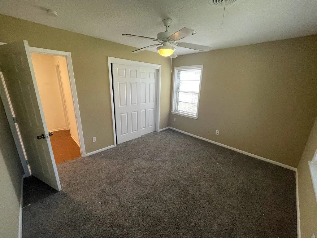 Single Family Residence For Rent in Tarrant County , 1227 Park Center Street, Benbrook, Texas 76126, 3 Bedroom, 2 Bathroom, 2 Garage spaces, 1,574 Sqft, built in 1958, mls#21331426, Real Estate Agent in Benbrook, Homes For Rent in Tarrant county, Homes For Rent in Benbrook, Realtor in Benbrook Texas, Real Estate Brokerage Independent Realty Texas, Luminita Cordes Realtor