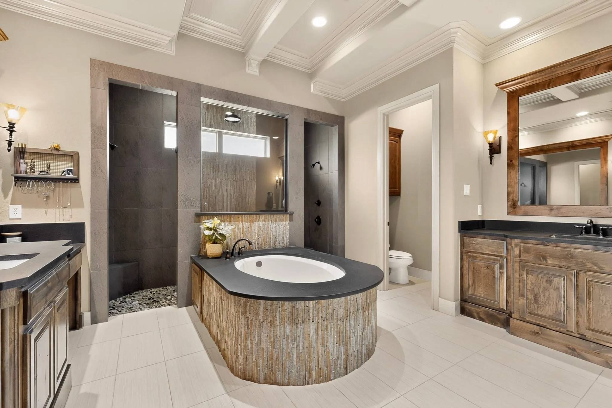 Single Family Residence For Sale in Johnson County , 10509 County Road 1001, Godley, Texas 76044, 3 Bedroom, 3 Bathroom, 4 Garage spaces, 2,951 Sqft, built in 2014, mls#21328535, Real Estate Agent in Godley, Homes For Sale in Johnson county, Homes For Sale in Godley, Realtor in Godley Texas, Real Estate Brokerage Independent Realty Texas, Luminita Cordes Realtor