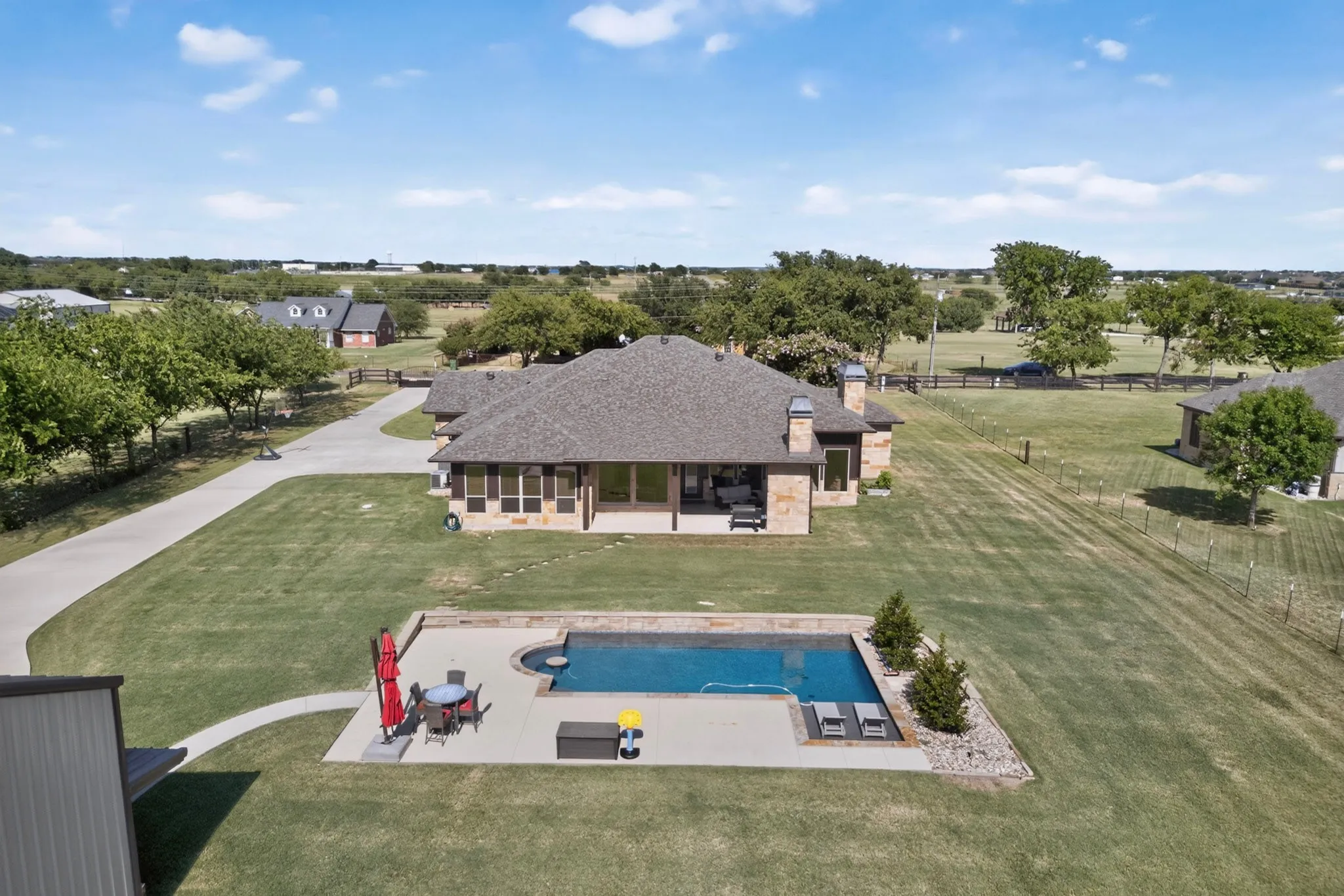 Single Family Residence For Sale in Johnson County , 10509 County Road 1001, Godley, Texas 76044, 3 Bedroom, 3 Bathroom, 4 Garage spaces, 2,951 Sqft, built in 2014, mls#21328535, Real Estate Agent in Godley, Homes For Sale in Johnson county, Homes For Sale in Godley, Realtor in Godley Texas, Real Estate Brokerage Independent Realty Texas, Luminita Cordes Realtor