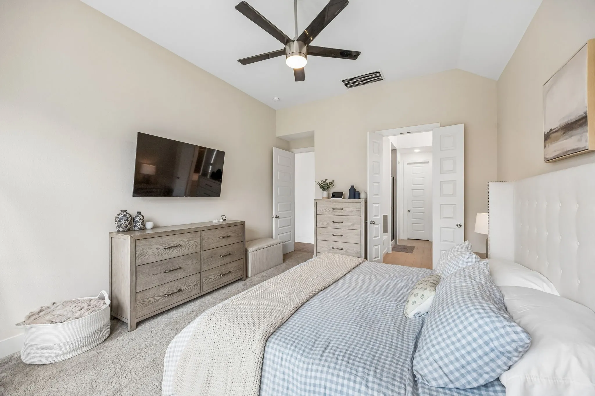 Single Family Residence For Sale in Collin County , 721 Corner Post Path, Celina, Texas 75009, 4 Bedroom, 3 Bathroom, 2 Garage spaces, 2,319 Sqft, built in 2021, mls#21330388, Real Estate Agent in Celina, Homes For Sale in Collin county, Homes For Sale in Celina, Realtor in Celina Texas, Real Estate Brokerage Independent Realty Texas, Luminita Cordes Realtor