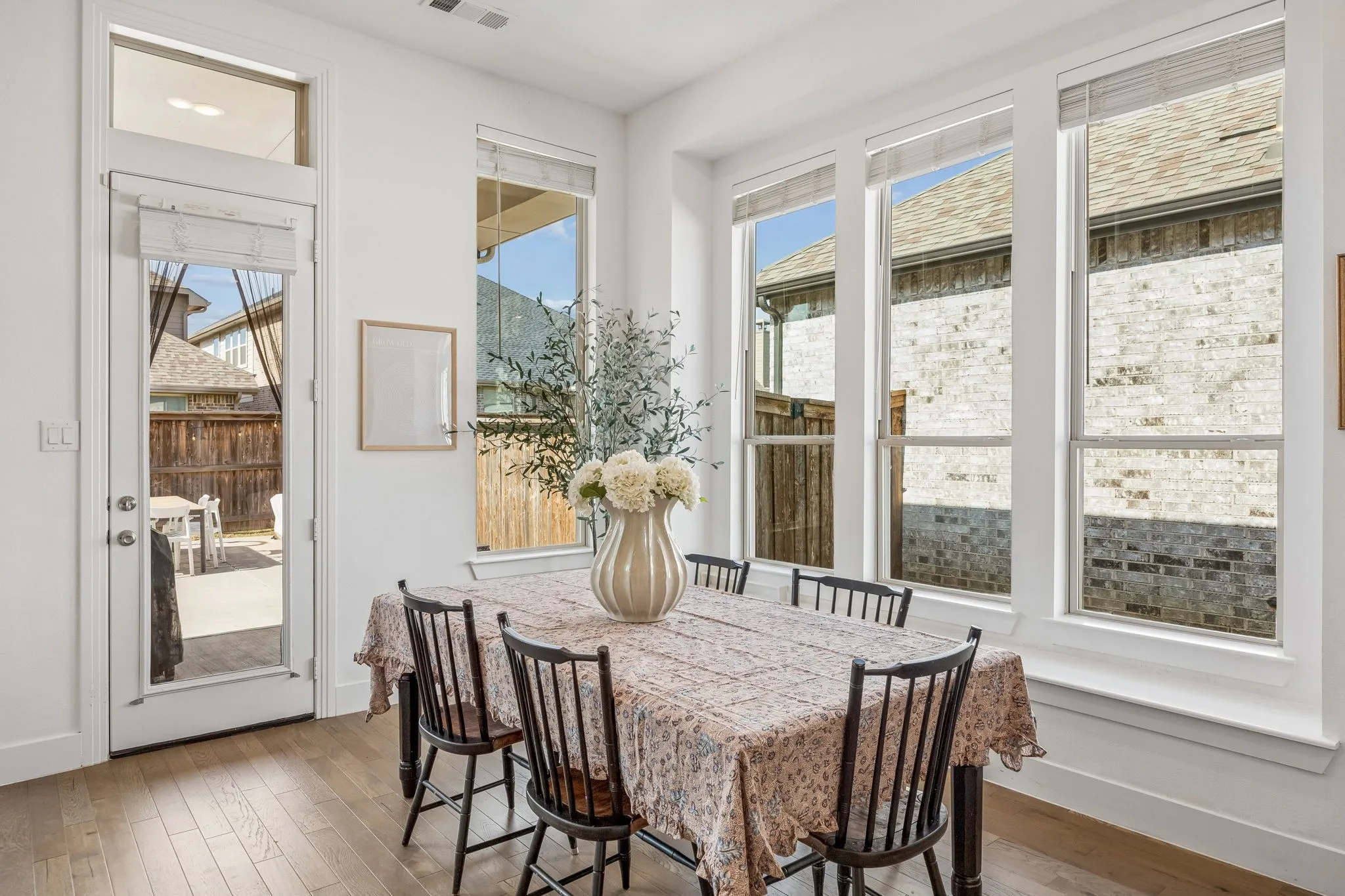 Single Family Residence For Sale in Collin County , 721 Corner Post Path, Celina, Texas 75009, 4 Bedroom, 3 Bathroom, 2 Garage spaces, 2,319 Sqft, built in 2021, mls#21330388, Real Estate Agent in Celina, Homes For Sale in Collin county, Homes For Sale in Celina, Realtor in Celina Texas, Real Estate Brokerage Independent Realty Texas, Luminita Cordes Realtor