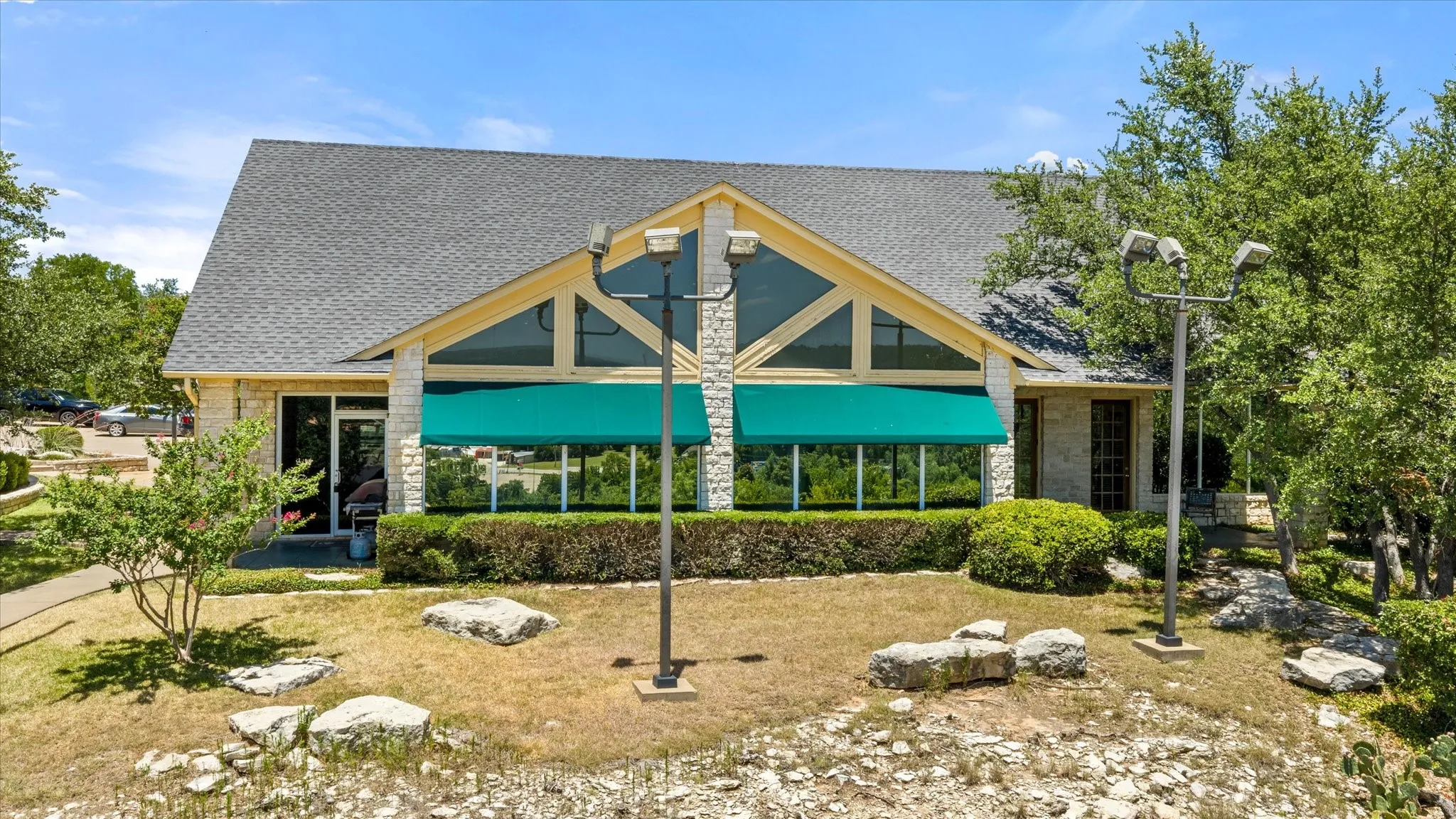 Office For Rent in Somervell County , 1601 Texas Drive A, Glen Rose, Texas 76043, 0, 0, Garage spaces, 0 Sqft, built in 1997, Price $2,366, mls#21329116, Real Estate Agent in Glen Rose, Homes For Rent in Somervell county, Homes For Rent in Glen Rose, Realtor in Glen Rose Texas, Real Estate Brokerage Independent Realty Texas, Luminita Cordes Realtor