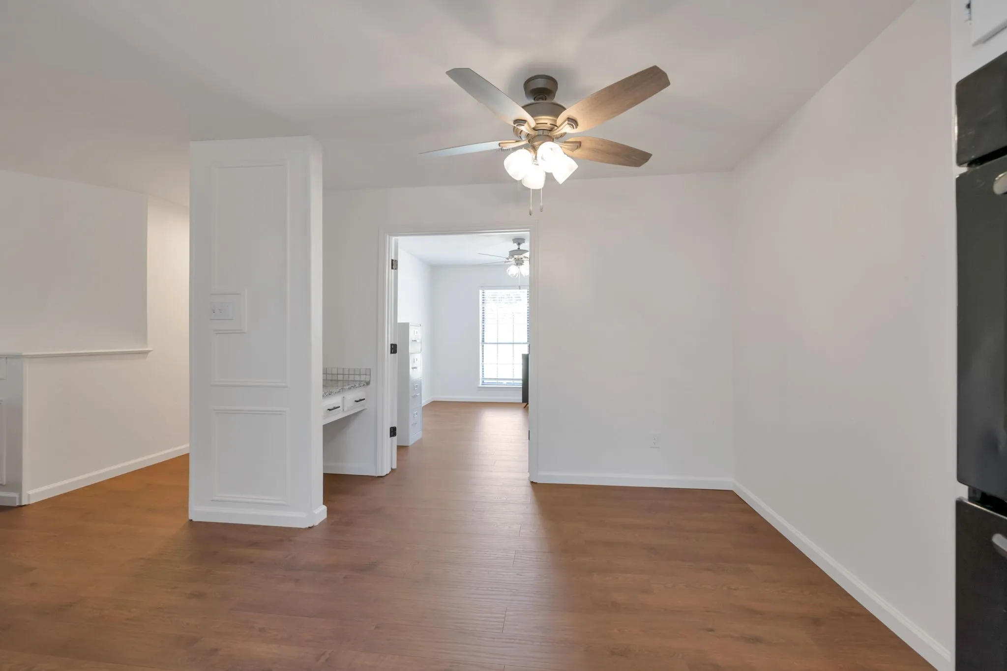 Single Family Residence For Rent in Tarrant County , 2127 Tanglewood Drive, Grapevine, Texas 76051, 3 Bedroom, 2 Bathroom, 2 Garage spaces, 1,848 Sqft, built in 1980, mls#21331442, Real Estate Agent in Grapevine, Homes For Rent in Tarrant county, Homes For Rent in Grapevine, Realtor in Grapevine Texas, Real Estate Brokerage Independent Realty Texas, Luminita Cordes Realtor