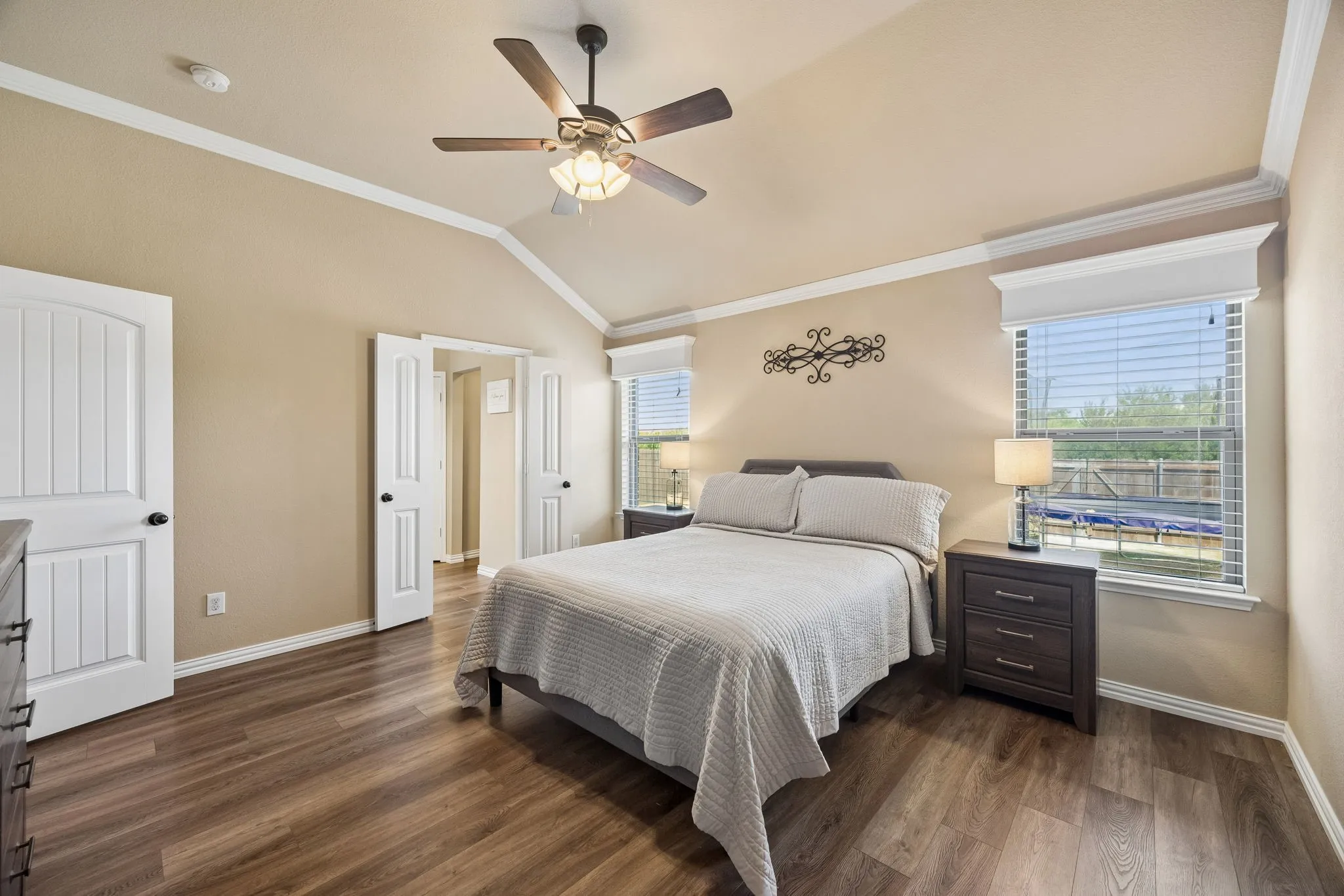 Single Family Residence For Sale in Ellis County , 1901 Millbrook Drive, Midlothian, Texas 76065, 3 Bedroom, 2 Bathroom, 2 Garage spaces, 1,511 Sqft, built in 2013, mls#21331449, Real Estate Agent in Midlothian, Homes For Sale in Ellis county, Homes For Sale in Midlothian, Realtor in Midlothian Texas, Real Estate Brokerage Independent Realty Texas, Luminita Cordes Realtor