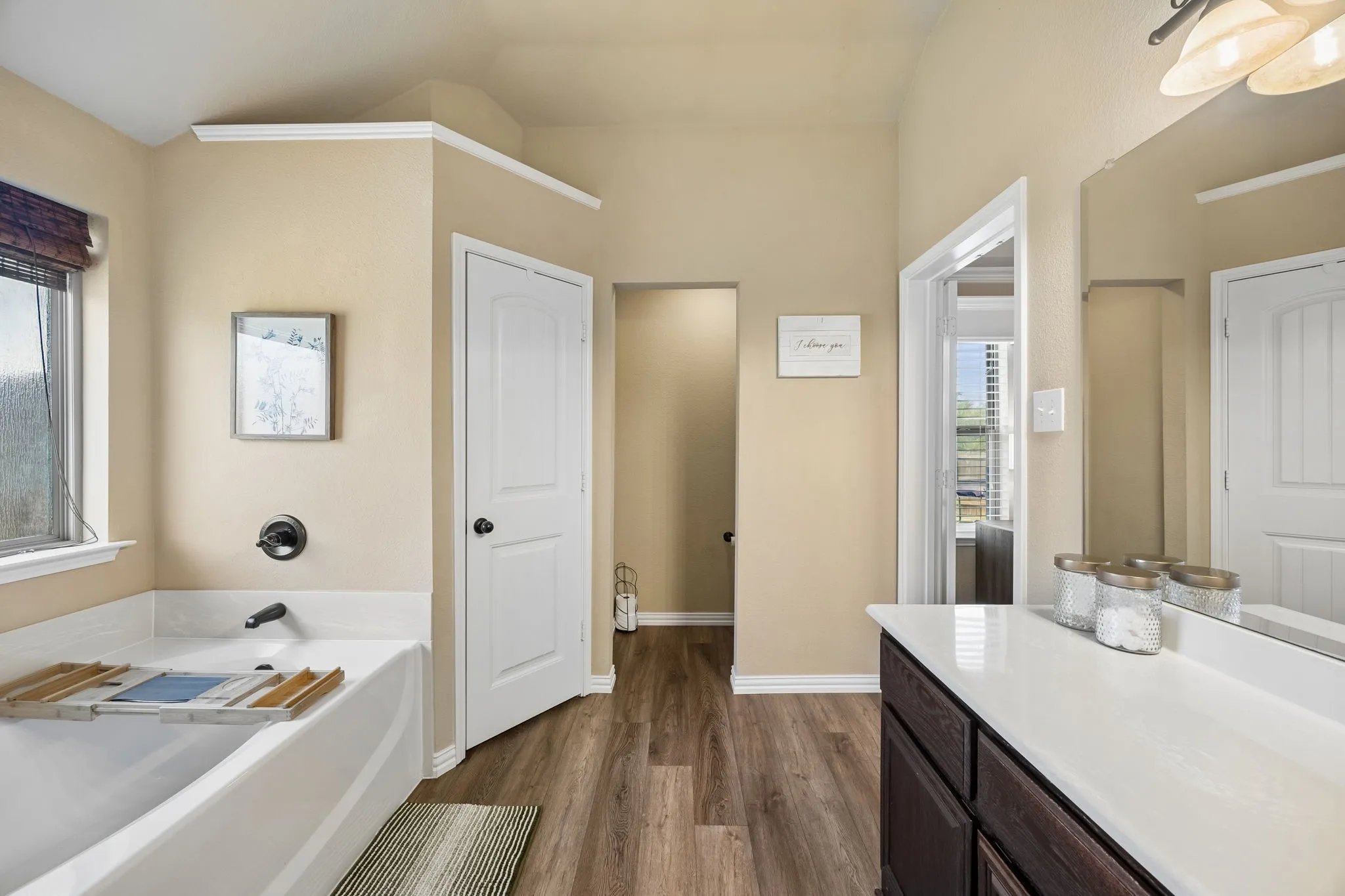 Single Family Residence For Sale in Ellis County , 1901 Millbrook Drive, Midlothian, Texas 76065, 3 Bedroom, 2 Bathroom, 2 Garage spaces, 1,511 Sqft, built in 2013, mls#21331449, Real Estate Agent in Midlothian, Homes For Sale in Ellis county, Homes For Sale in Midlothian, Realtor in Midlothian Texas, Real Estate Brokerage Independent Realty Texas, Luminita Cordes Realtor