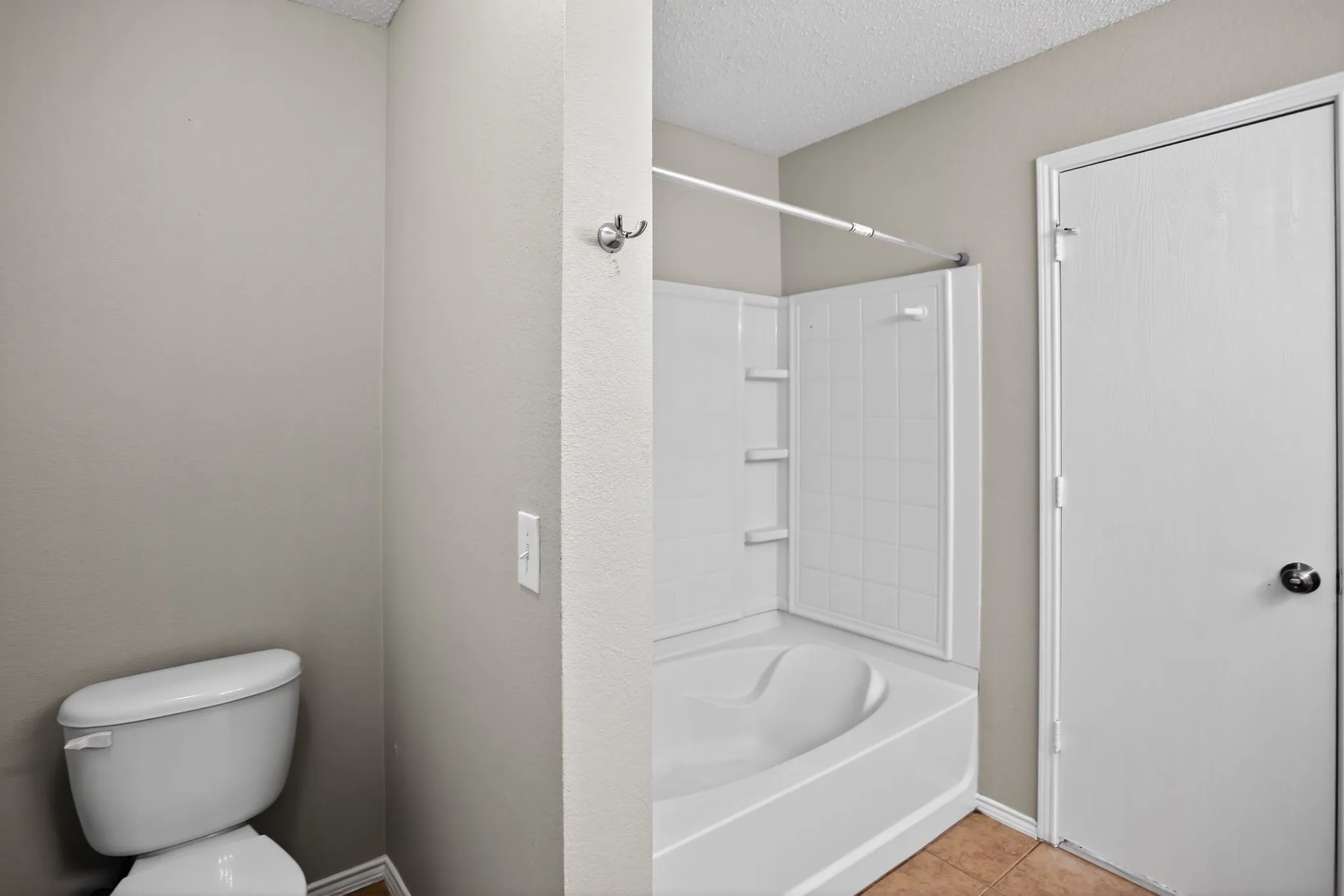 Single Family Residence For Sale in Denton County , 4608 Merlot Drive, Denton, Texas 76226, 4 Bedrooms, 3 Bathrooms, 2 Garage spaces, 2,251 Sqft, built in 2005, Price $339,000, mls#21330858, Real Estate Agent in Denton, Homes For Sale in Denton county, Homes For Sale in Denton, Realtor in Denton Texas, Real Estate Brokerage Independent Realty Texas, Luminita Cordes Realtor