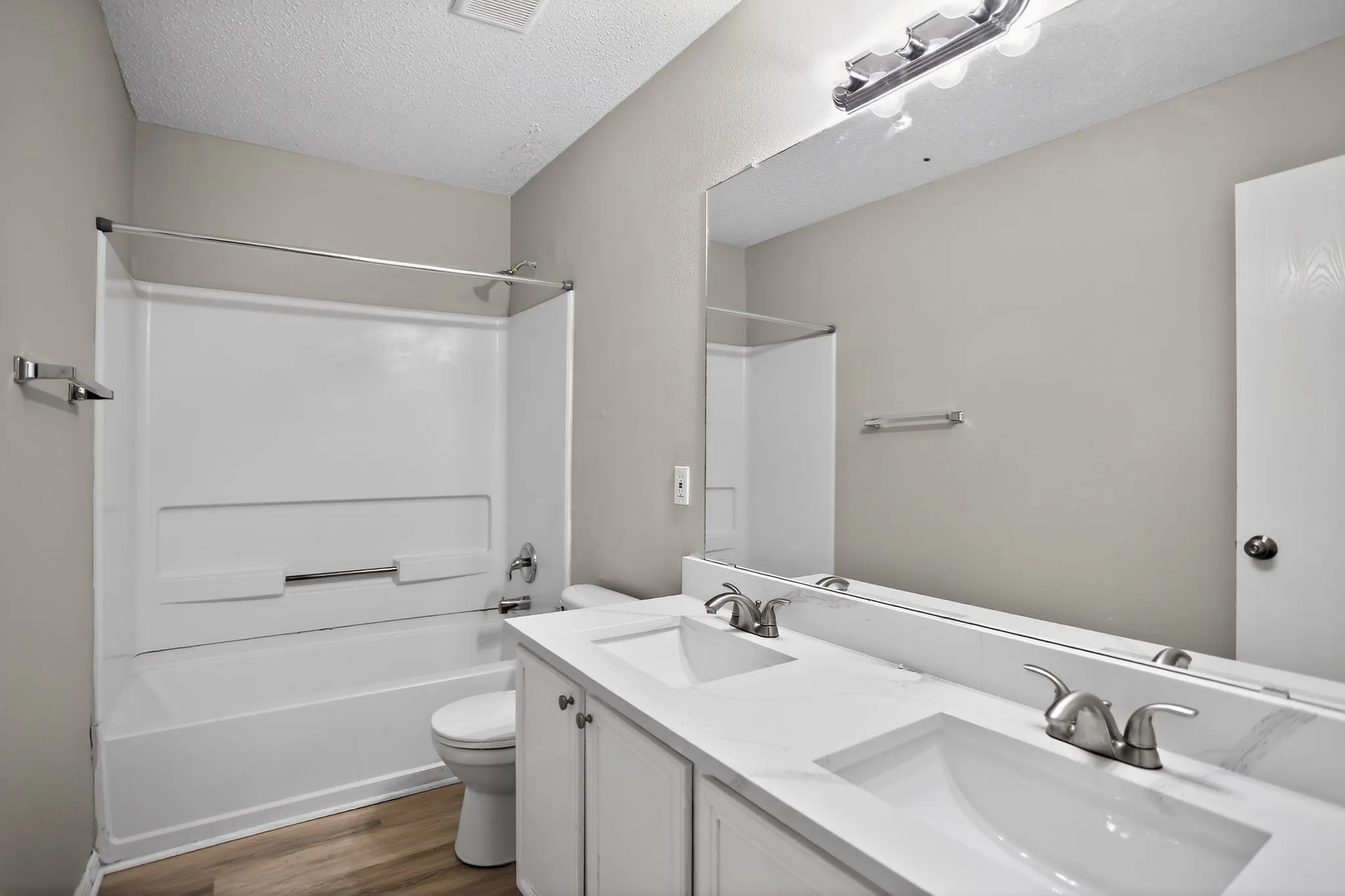 Single Family Residence For Sale in Denton County , 4608 Merlot Drive, Denton, Texas 76226, 4 Bedrooms, 3 Bathrooms, 2 Garage spaces, 2,251 Sqft, built in 2005, Price $339,000, mls#21330858, Real Estate Agent in Denton, Homes For Sale in Denton county, Homes For Sale in Denton, Realtor in Denton Texas, Real Estate Brokerage Independent Realty Texas, Luminita Cordes Realtor