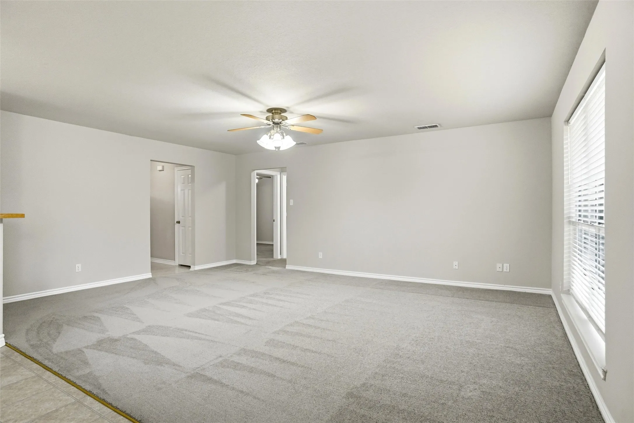 Single Family Residence For Rent in Parker County , 612 N Avenue C, Springtown, Texas 76082, 4 Bedroom, 2 Bathroom, 2 Garage spaces, 1,500 Sqft, built in 2001, mls#21331490, Real Estate Agent in Springtown, Homes For Rent in Parker county, Homes For Rent in Springtown, Realtor in Springtown Texas, Real Estate Brokerage Independent Realty Texas, Luminita Cordes Realtor